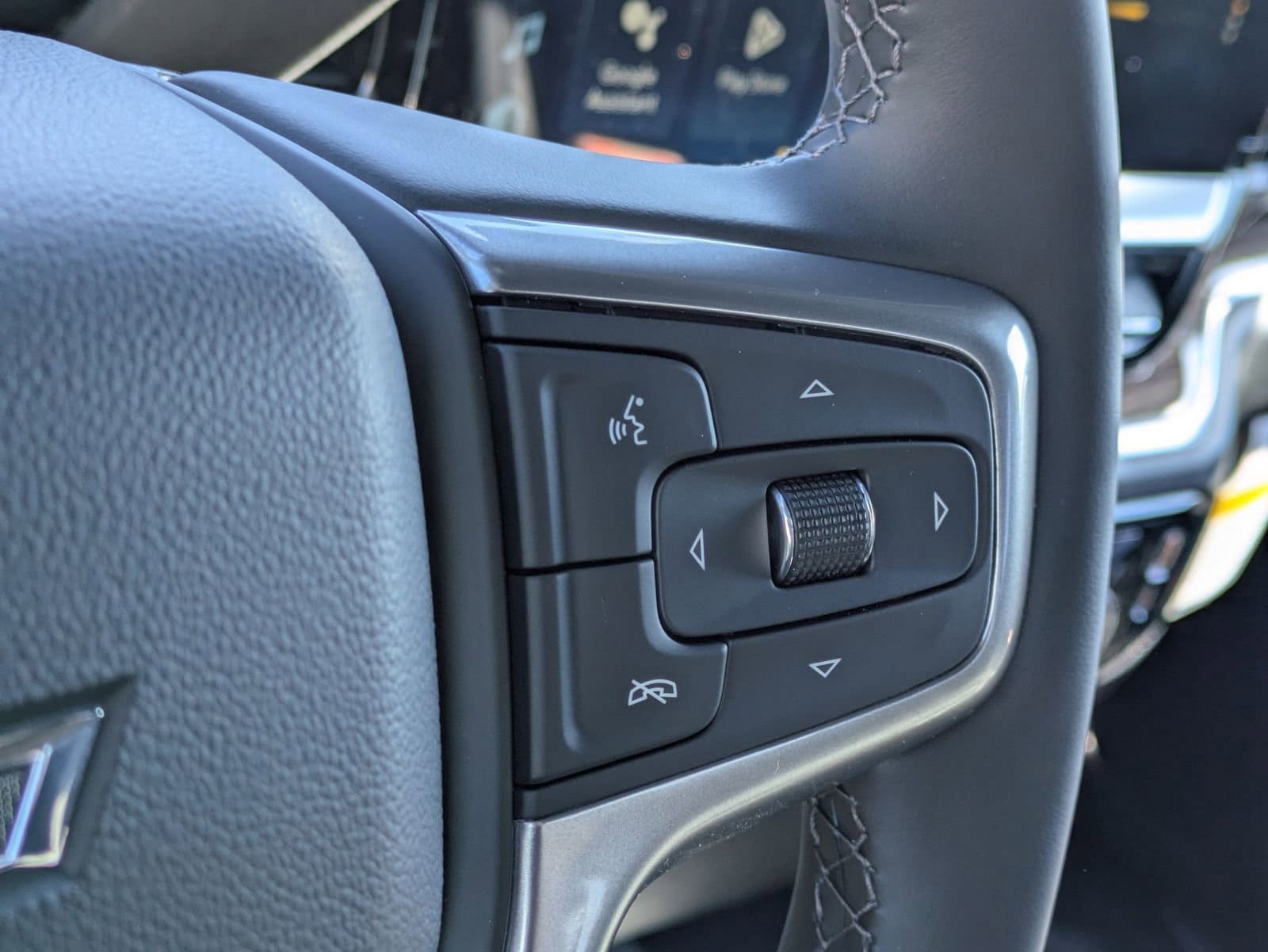 Thumbnail: 2026 Chevrolet Silverado 1500 - 26