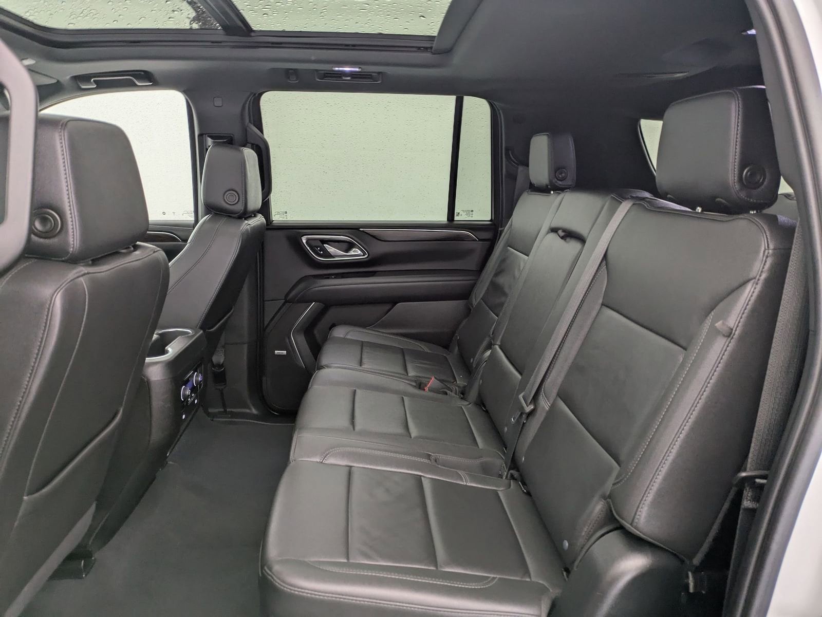 Thumbnail: 2024 Chevrolet Suburban - 21
