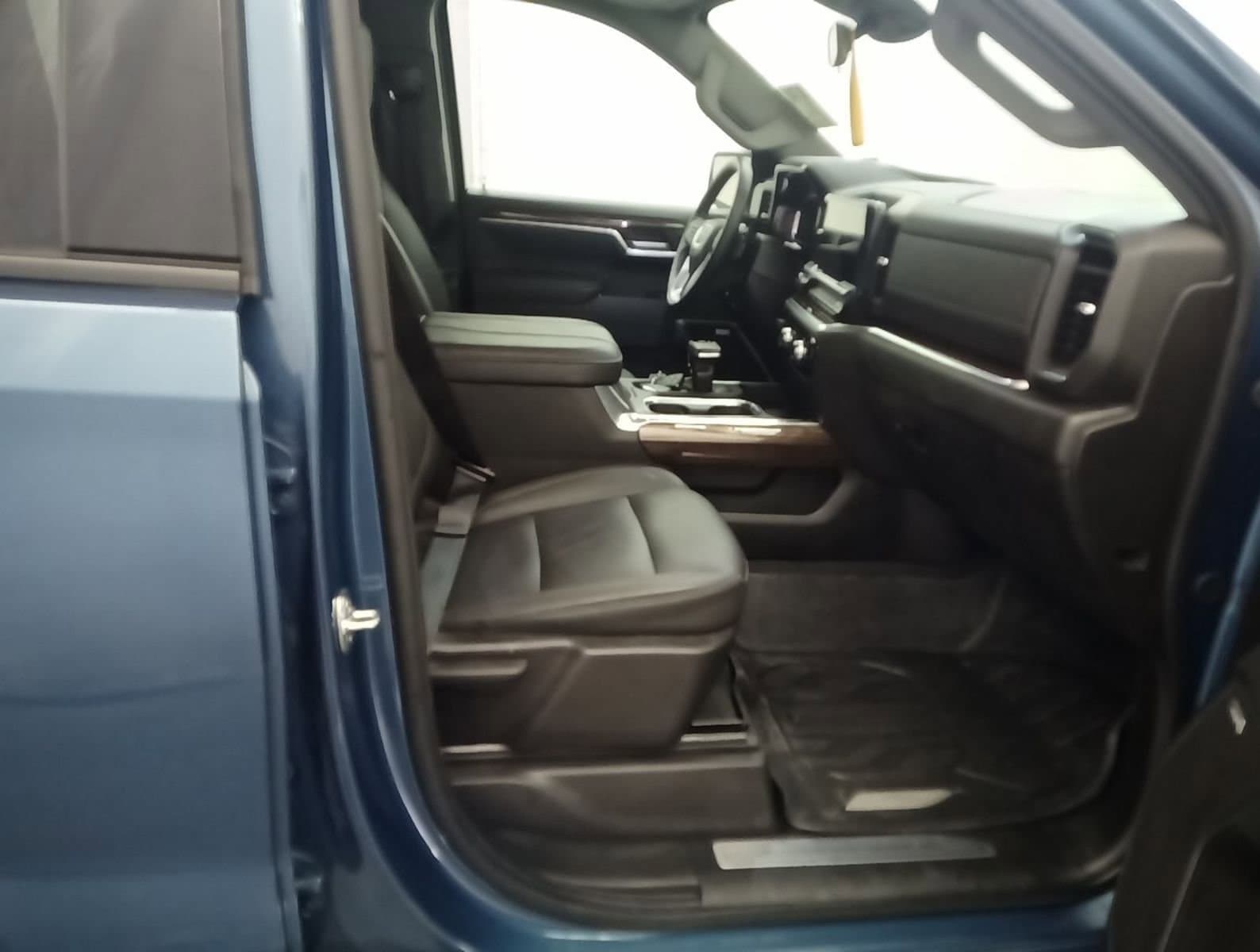 Thumbnail: 2026 GMC Sierra 1500 - 5