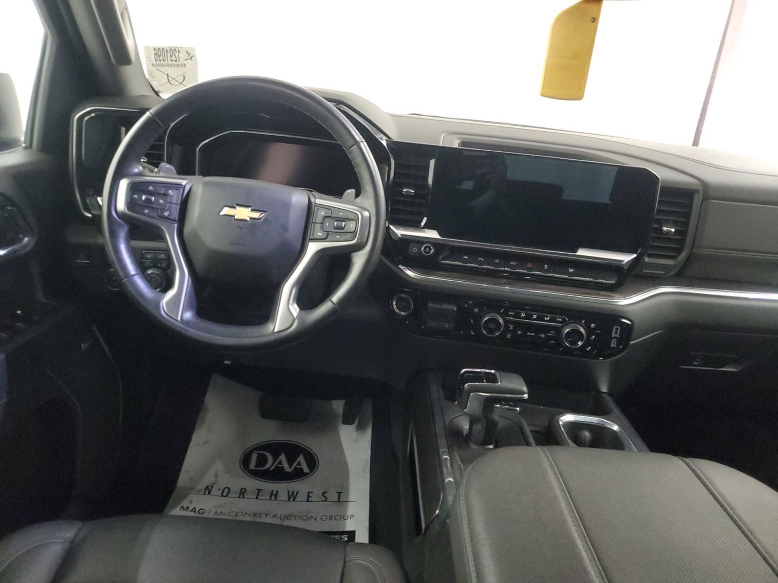 Thumbnail: 2024 Chevrolet Silverado 1500 - 5