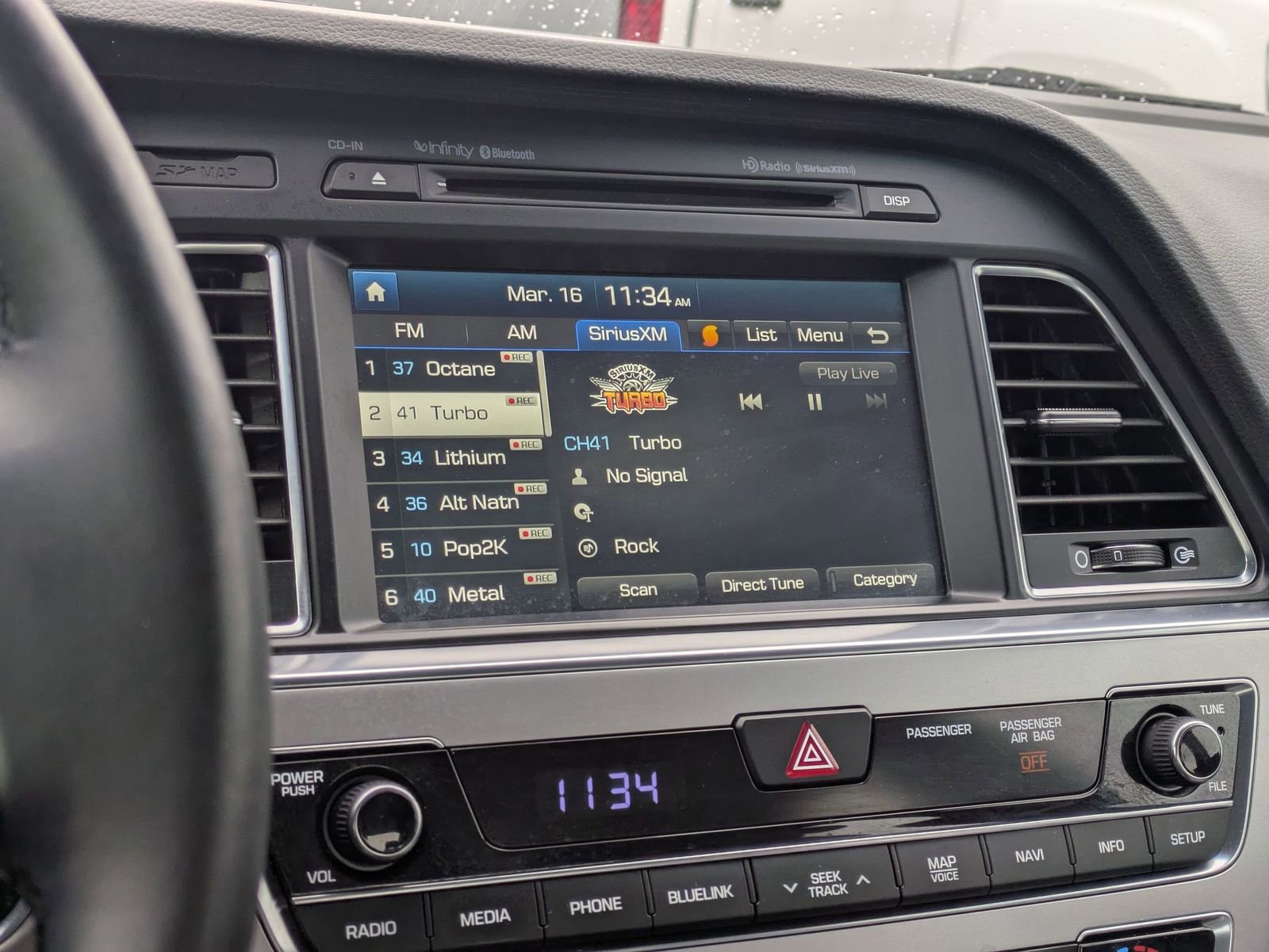 Thumbnail: 2016 Hyundai Sonata - 32