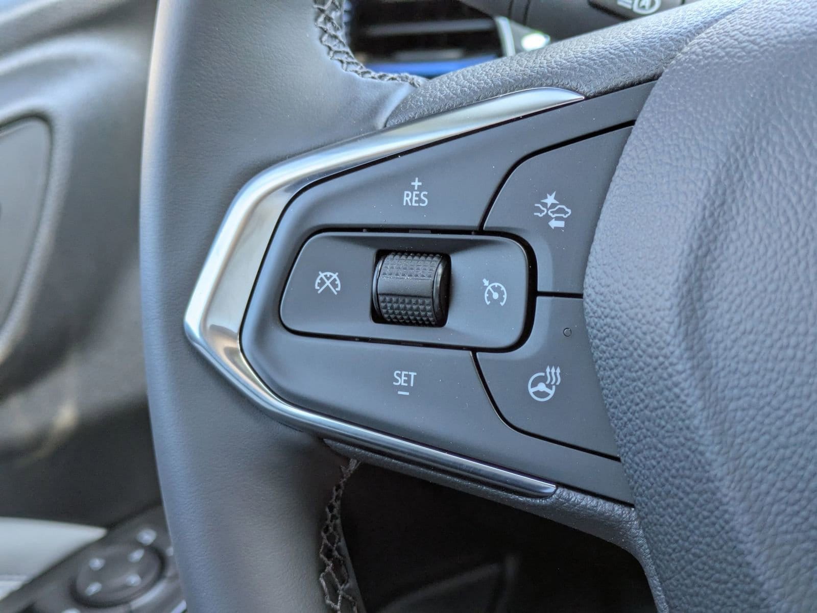 2026 Chevrolet Trax LT - Photo 24