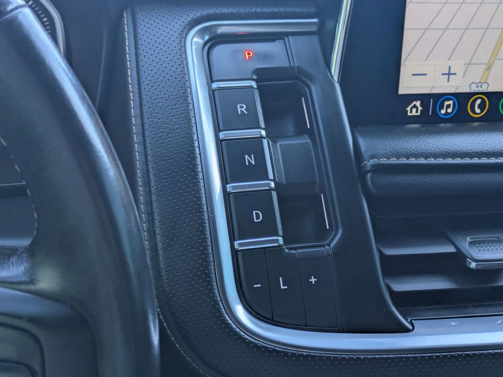 Thumbnail: 2021 GMC Yukon - 32