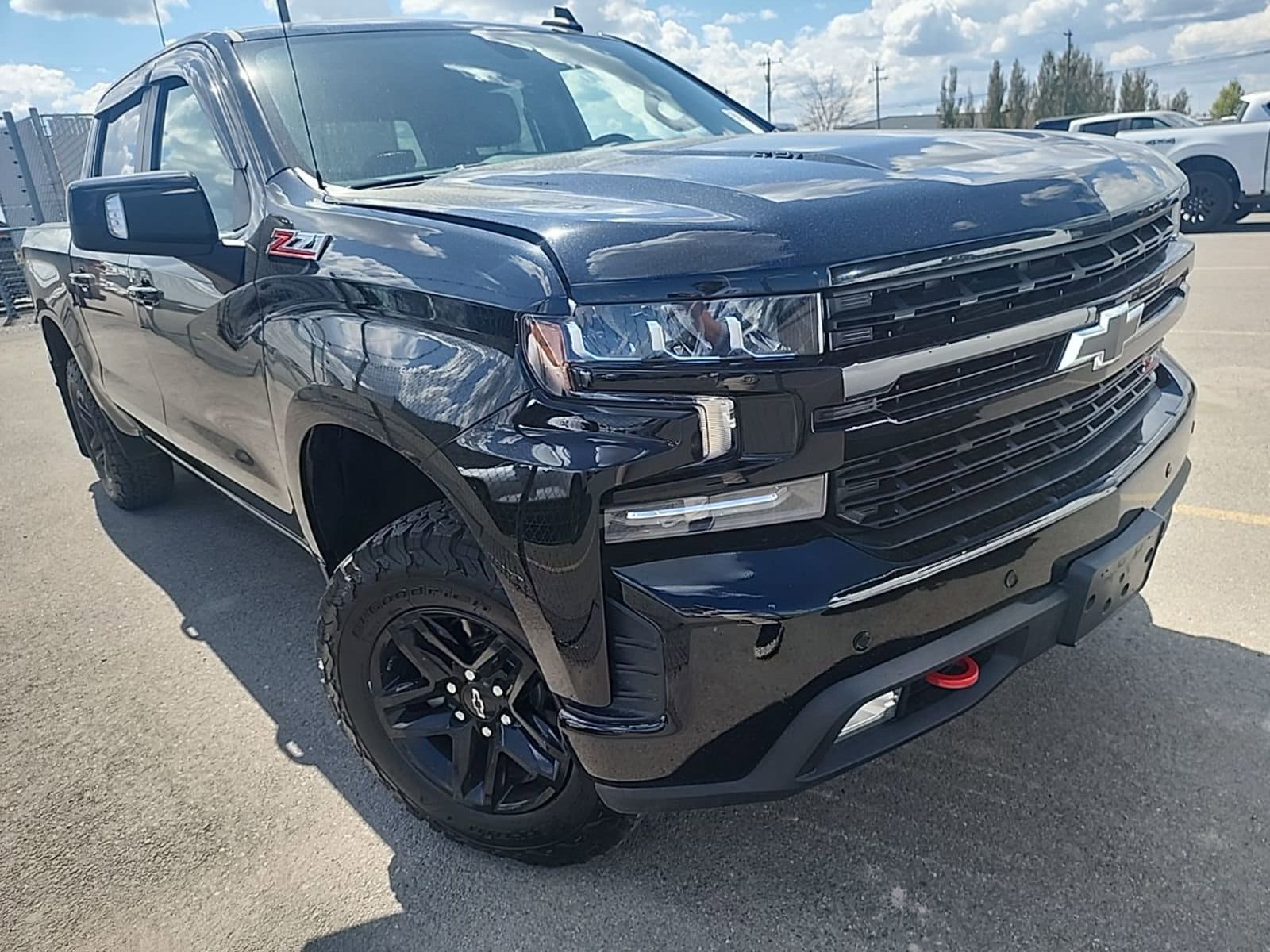 2021 Chevrolet Silverado 1500 LT Trail Boss 4WD Crew Cab Short Box's photo