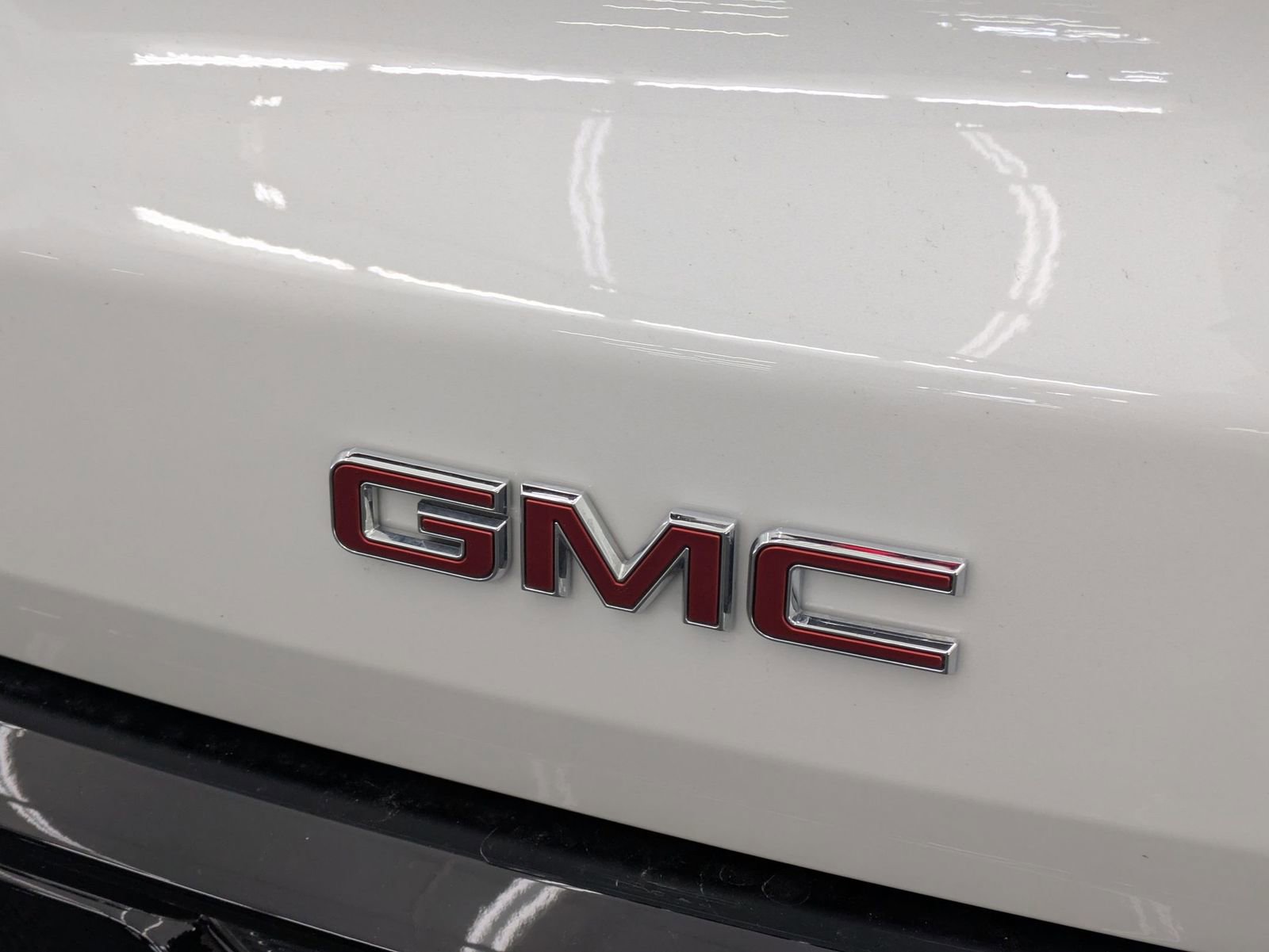 Thumbnail: 2024 GMC Acadia - 11