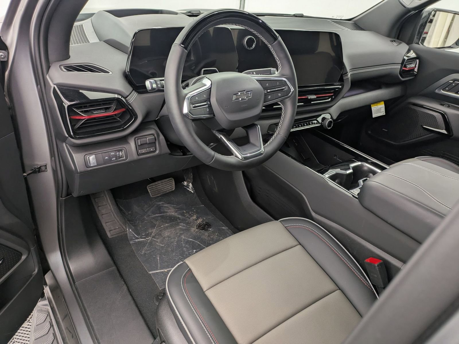 Thumbnail: 2026 Chevrolet Silverado EV - 2