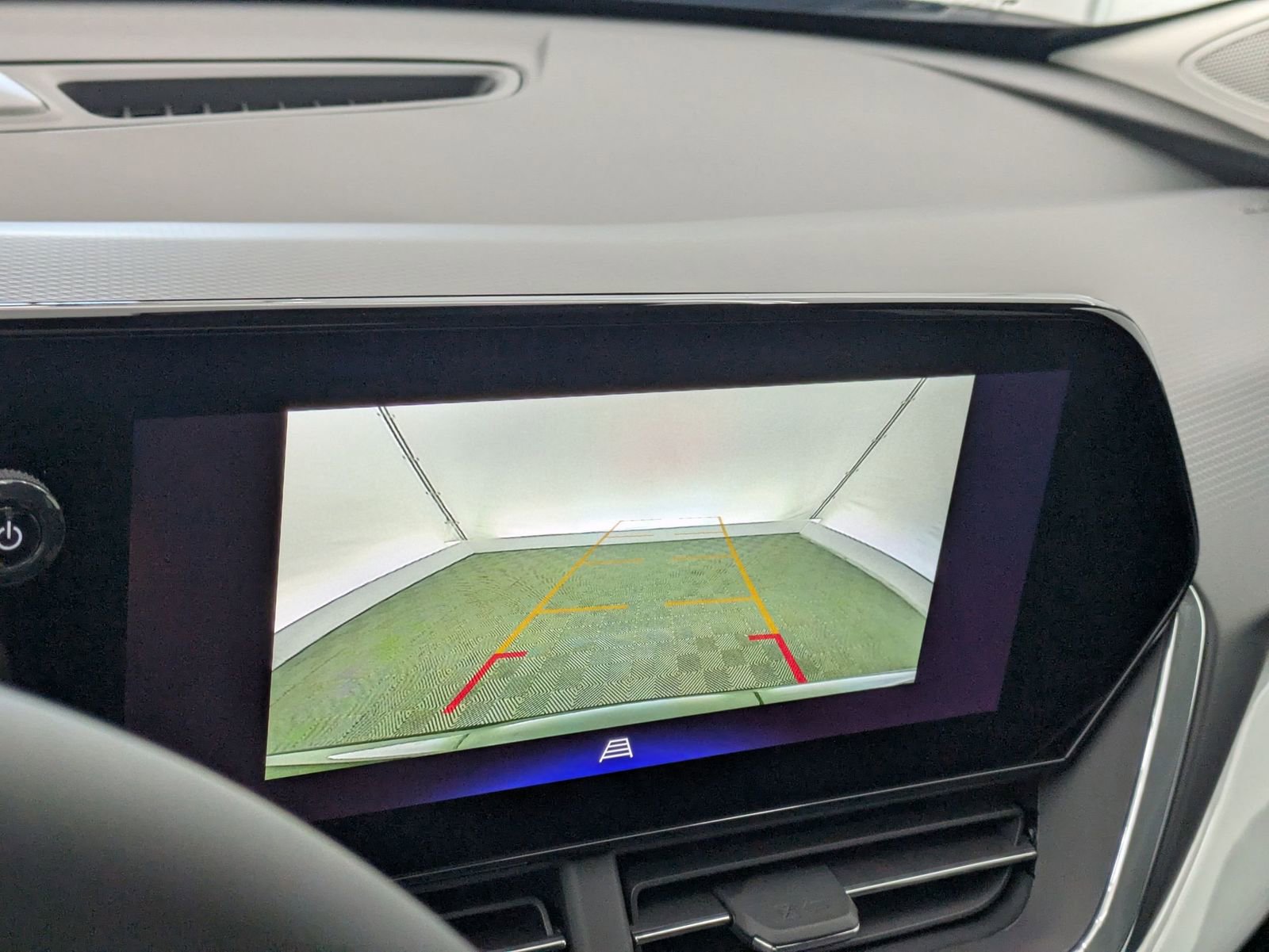 2026 Chevrolet Trax LT - Photo 29