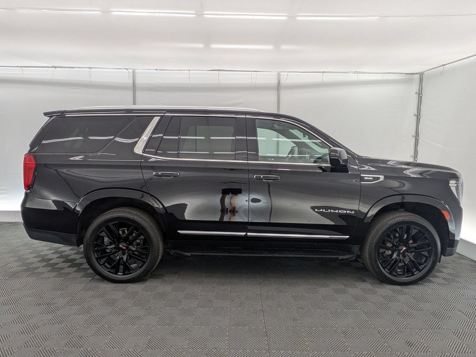 Thumbnail: 2023 GMC Yukon - 6