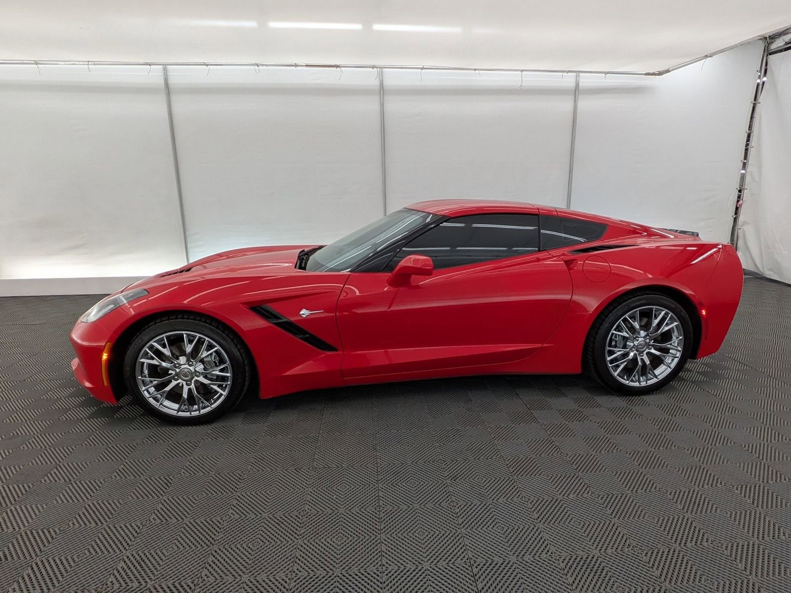 Thumbnail: 2017 Chevrolet Corvette - 2