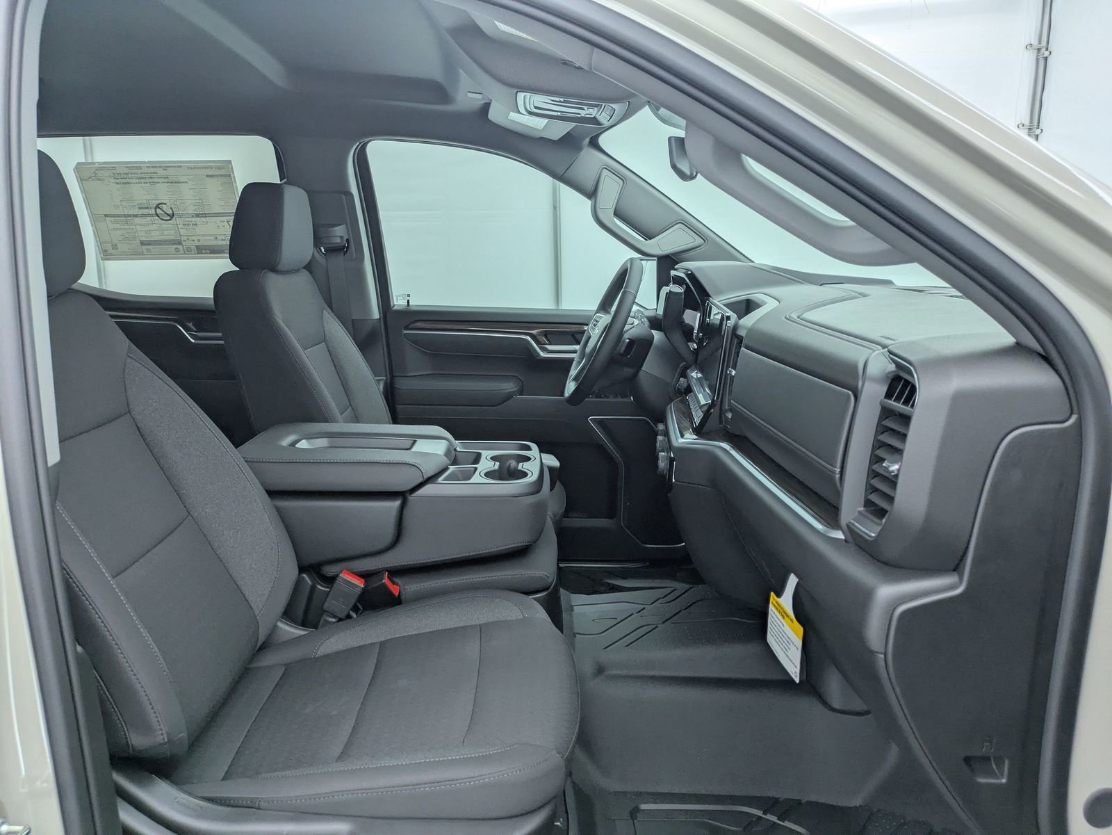 Thumbnail: 2026 Chevrolet Silverado 1500 - 23