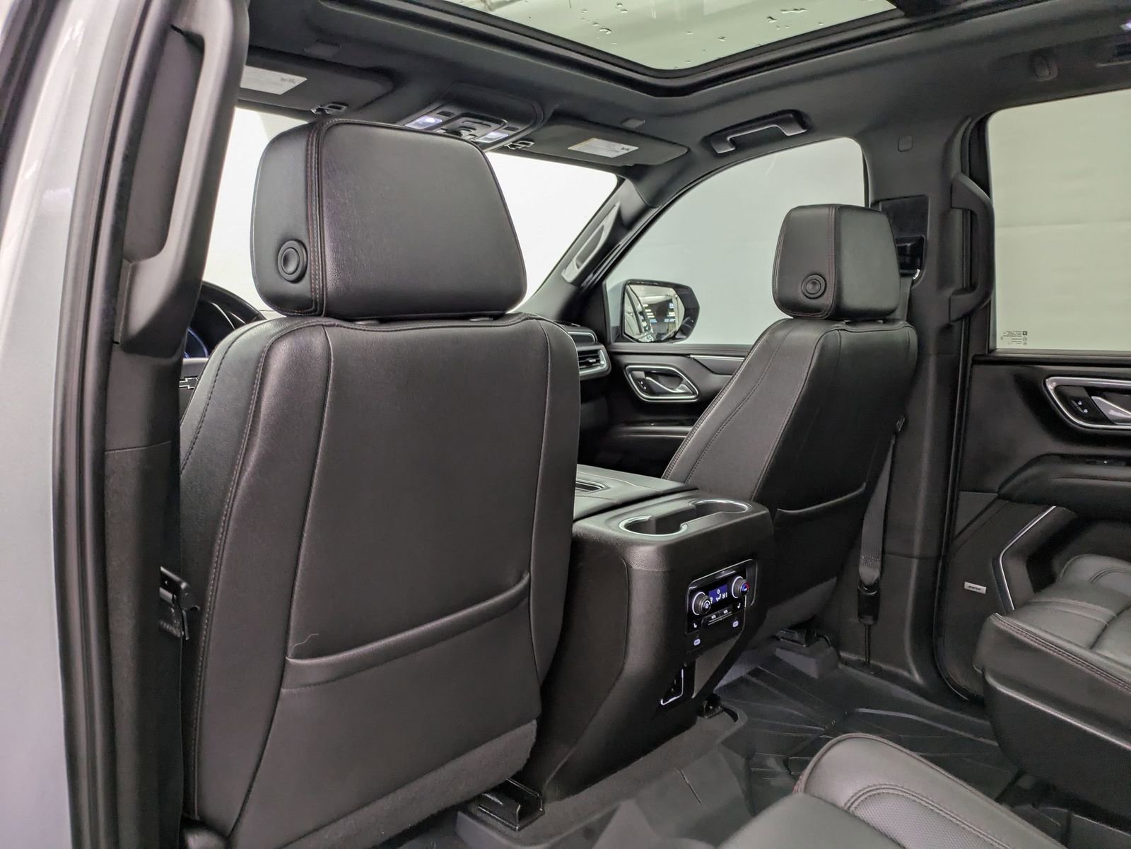 Thumbnail: 2024 Chevrolet Tahoe - 20