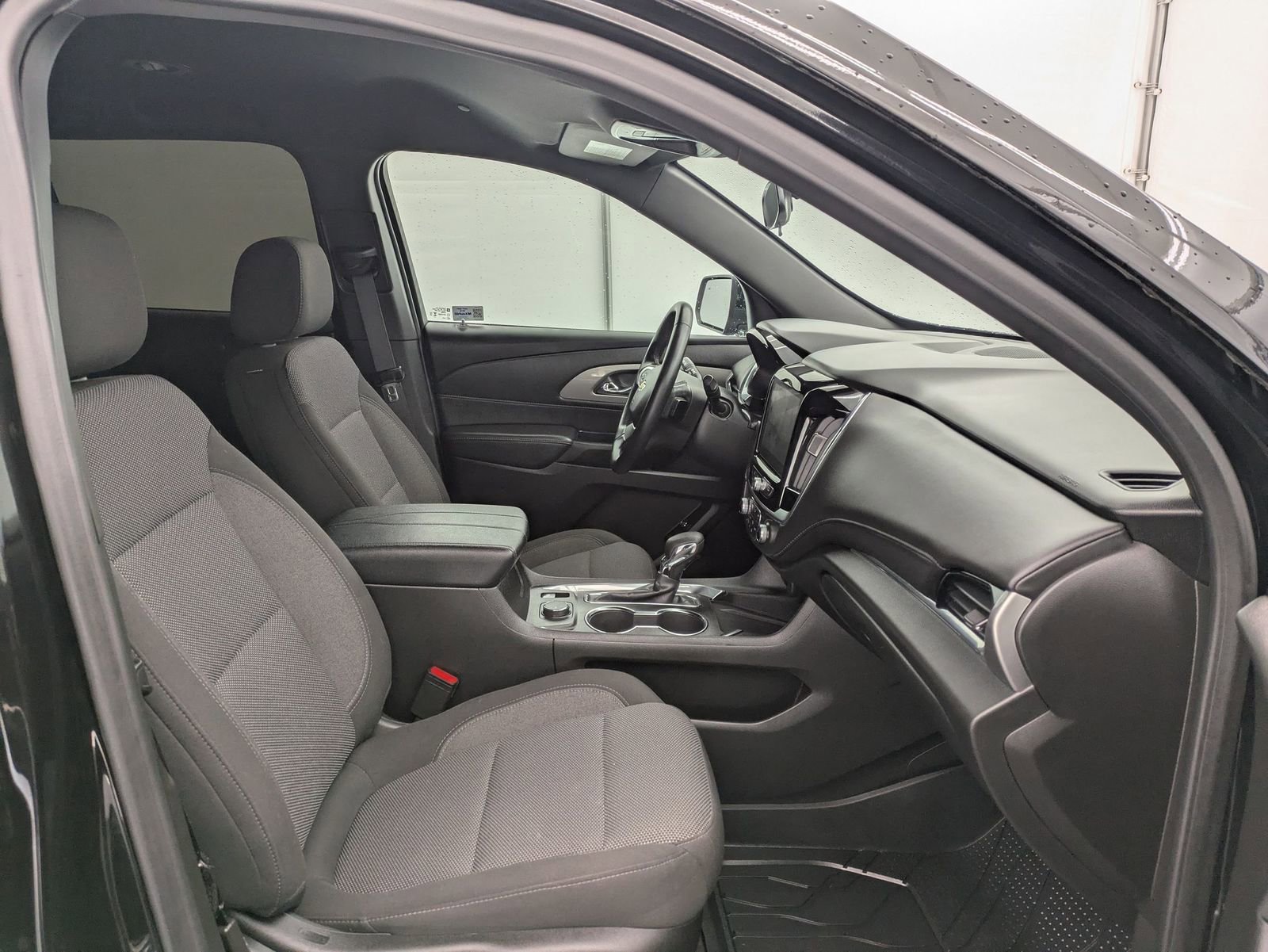 Thumbnail: 2024 Chevrolet Traverse - 23