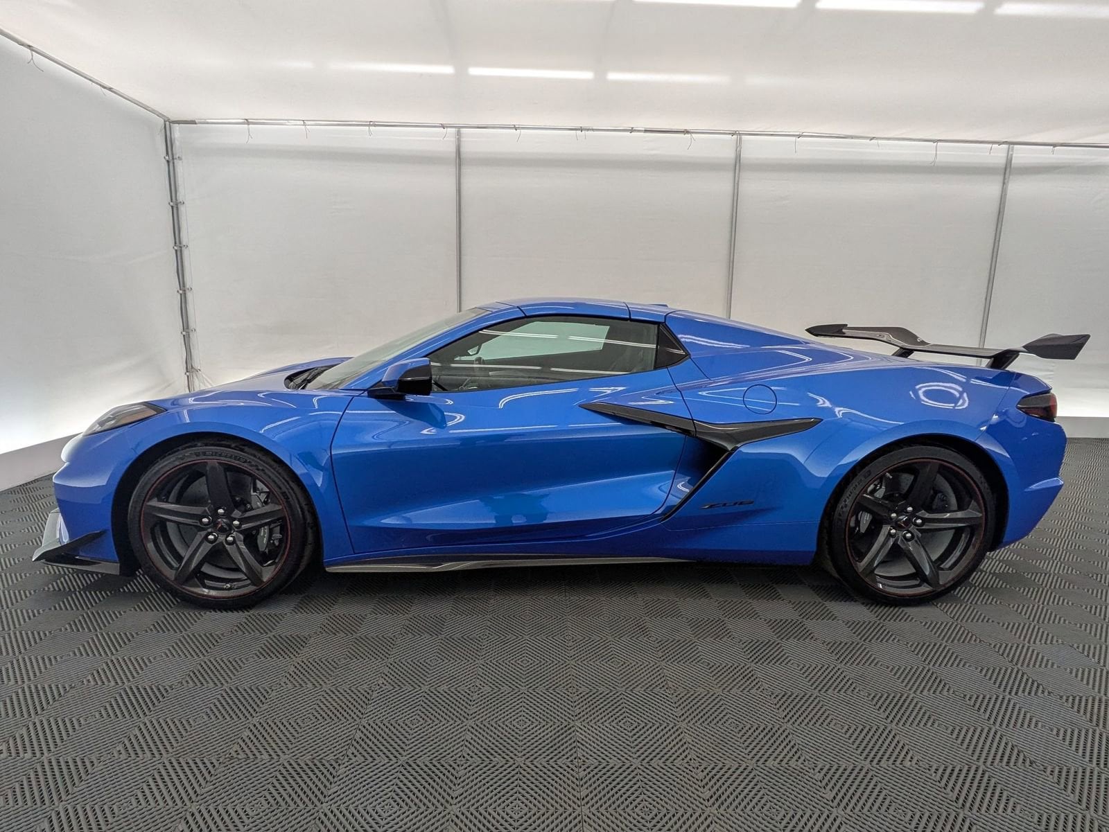 Thumbnail: 2026 Chevrolet Corvette - 3