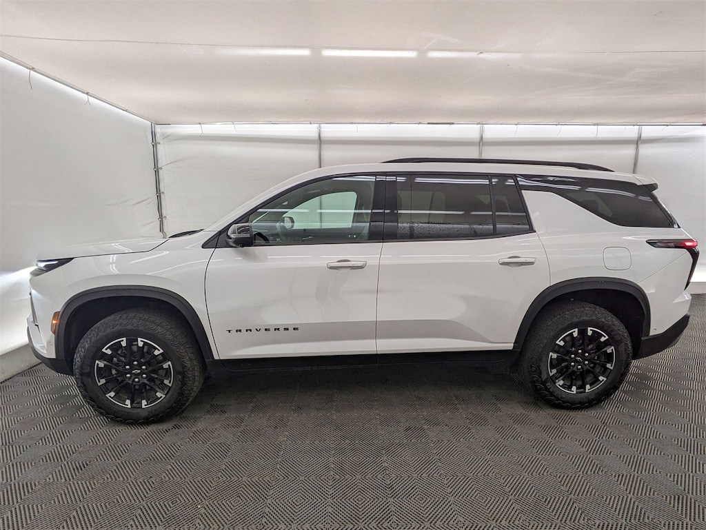 Used 2024 Chevrolet Traverse Z71 SUV