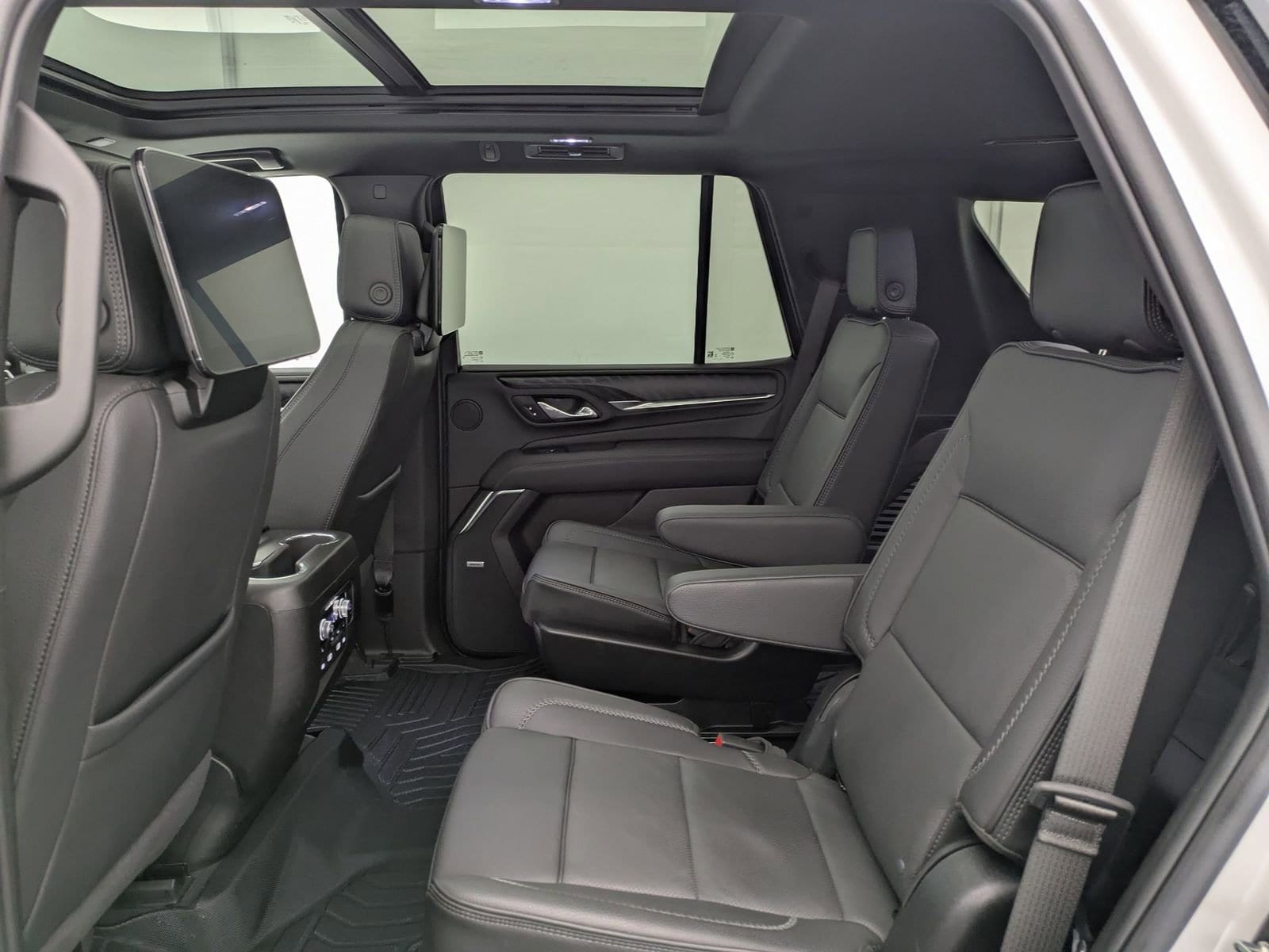 Thumbnail: 2024 GMC Yukon - 21
