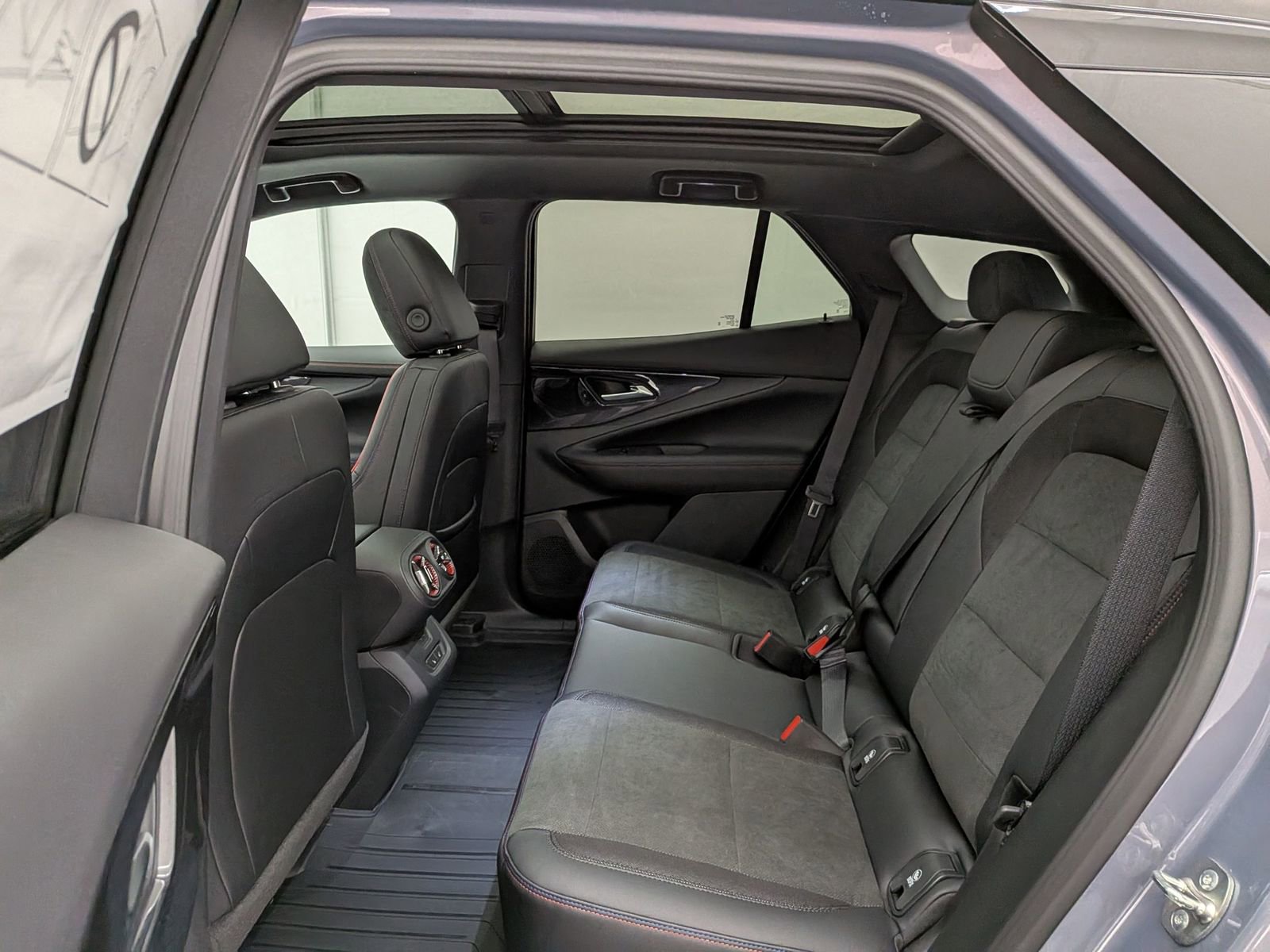 Thumbnail: 2026 Chevrolet Blazer EV - 21