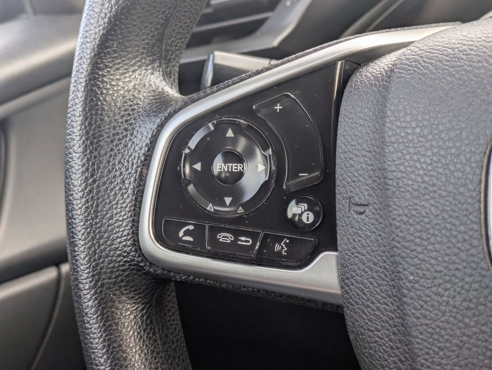 Thumbnail: 2020 Honda Civic - 23