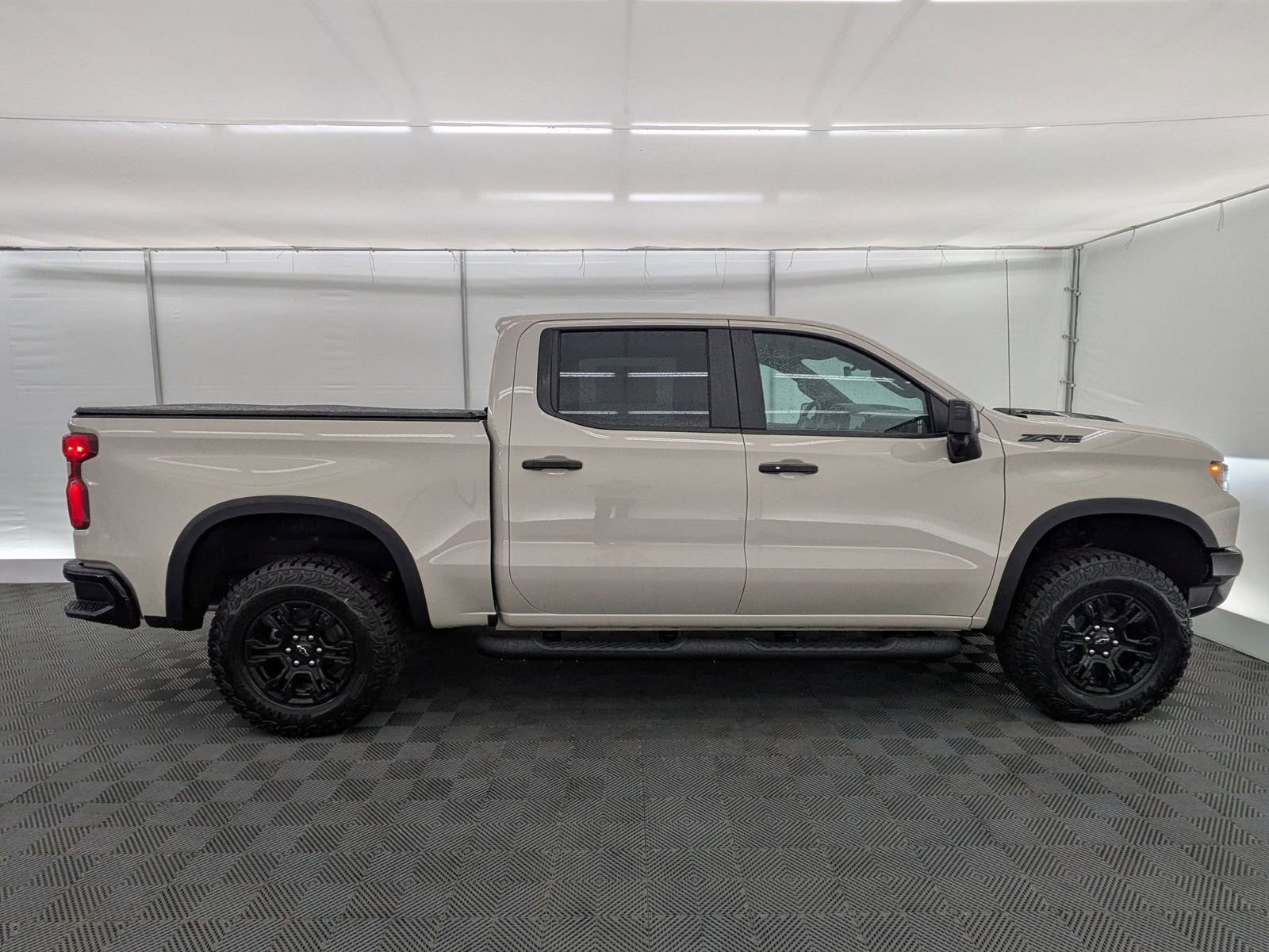 Thumbnail: 2026 Chevrolet Silverado 1500 - 7
