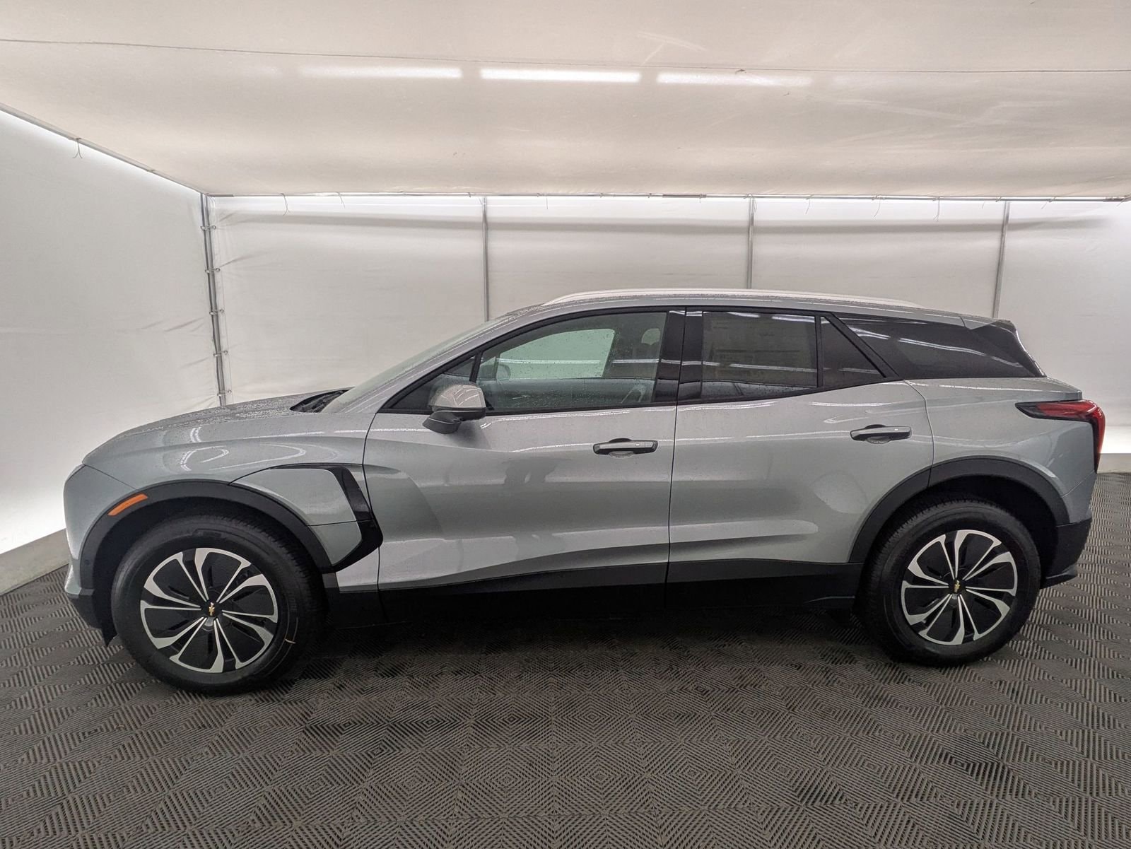 Thumbnail: 2026 Chevrolet Blazer EV - 3