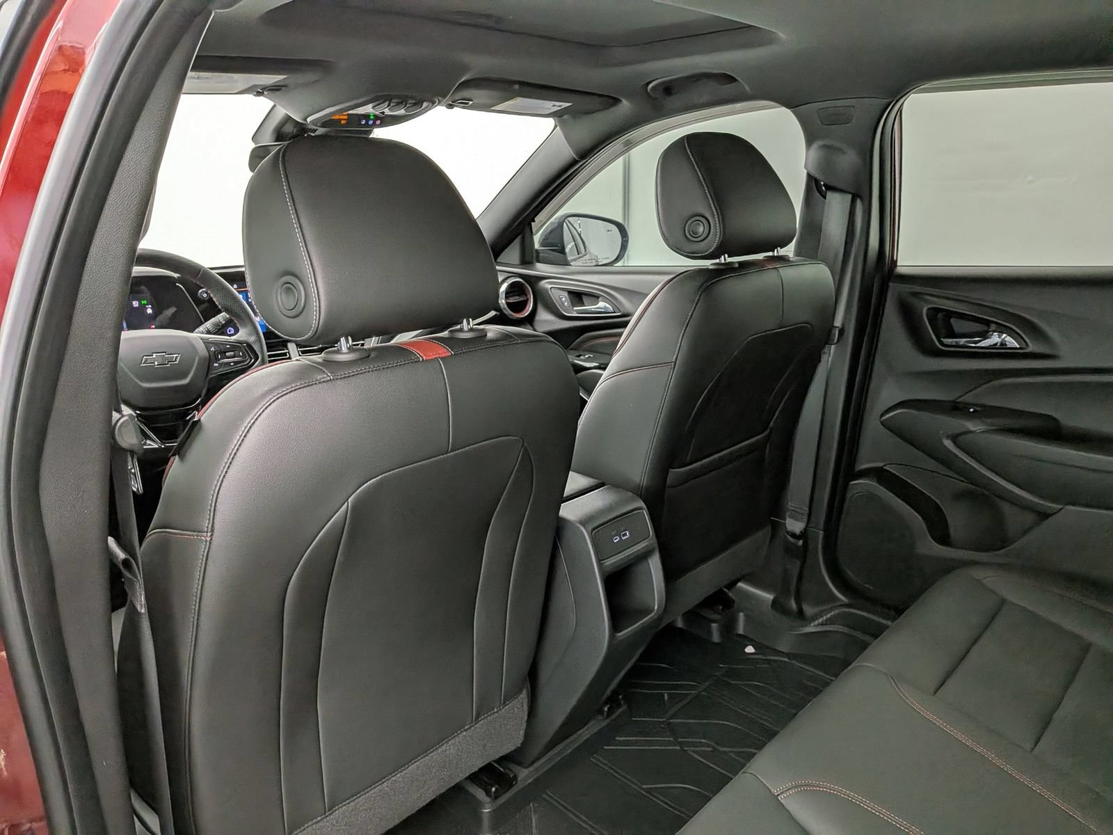Thumbnail: 2025 Chevrolet Trax - 18