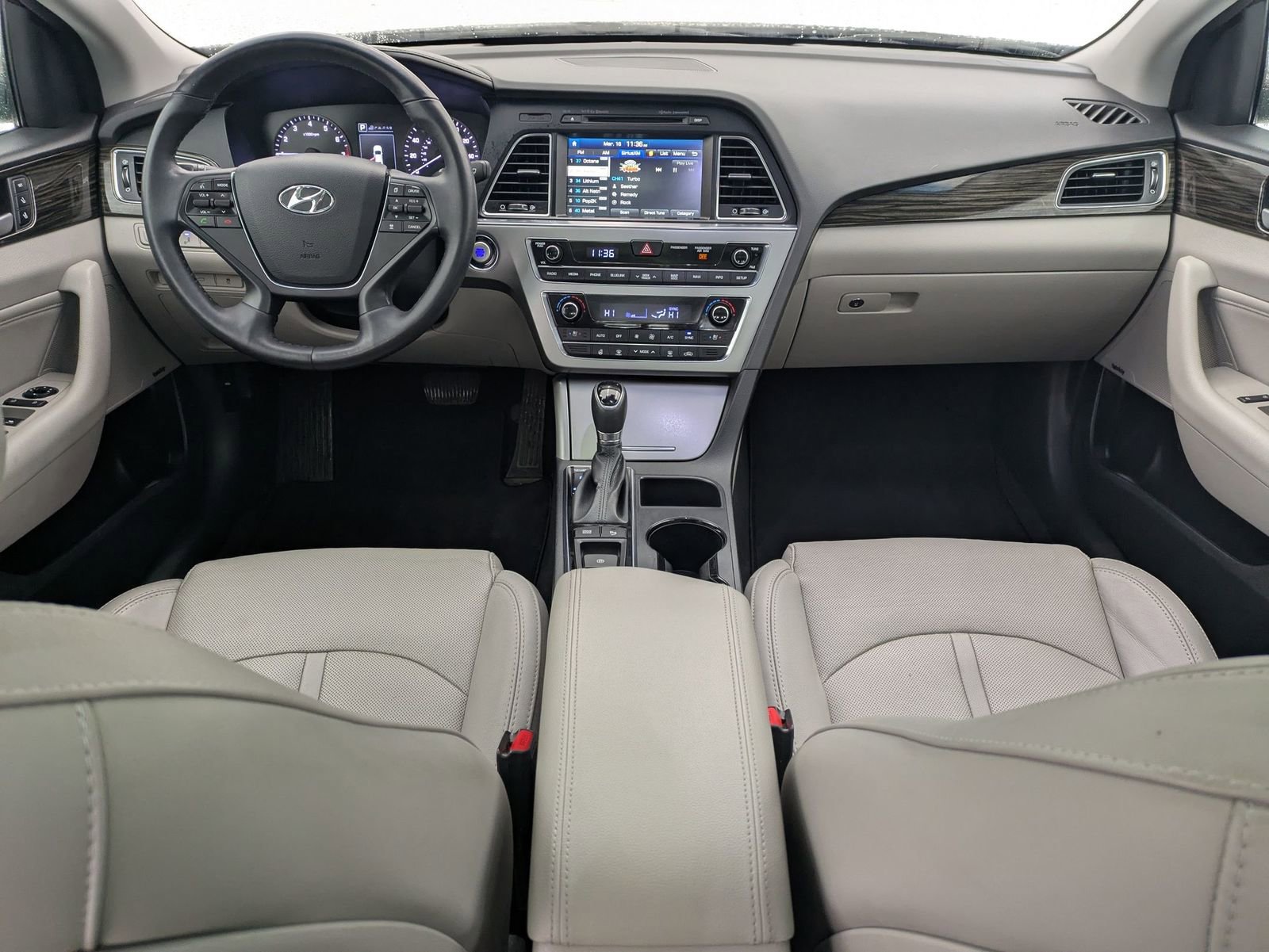 Thumbnail: 2016 Hyundai Sonata - 16