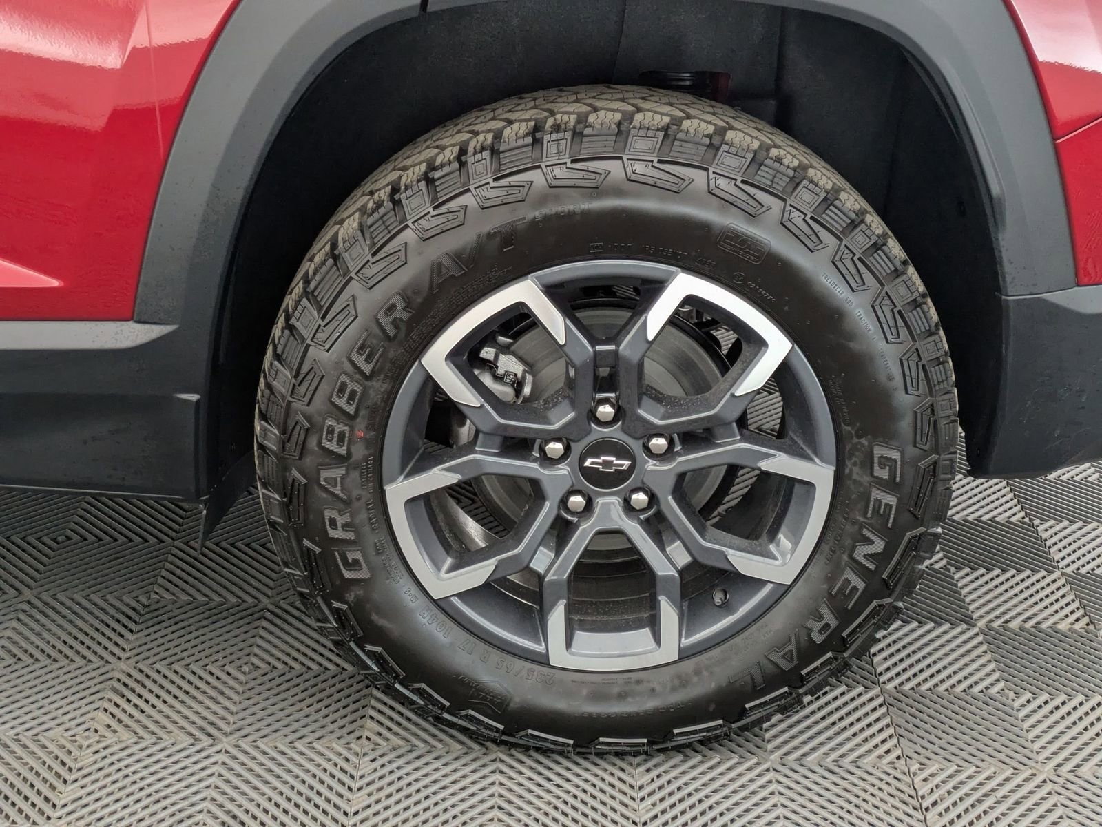Thumbnail: 2026 Chevrolet Equinox - 15