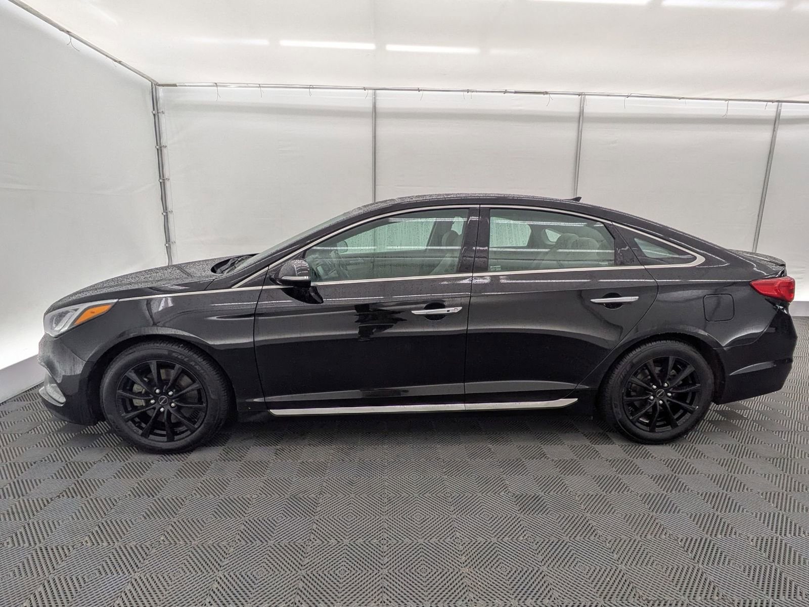 Thumbnail: 2016 Hyundai Sonata - 3