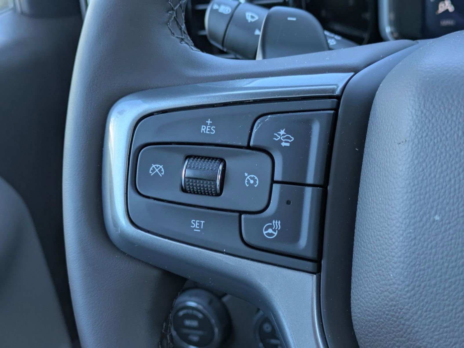 Thumbnail: 2026 Chevrolet Silverado 1500 - 25
