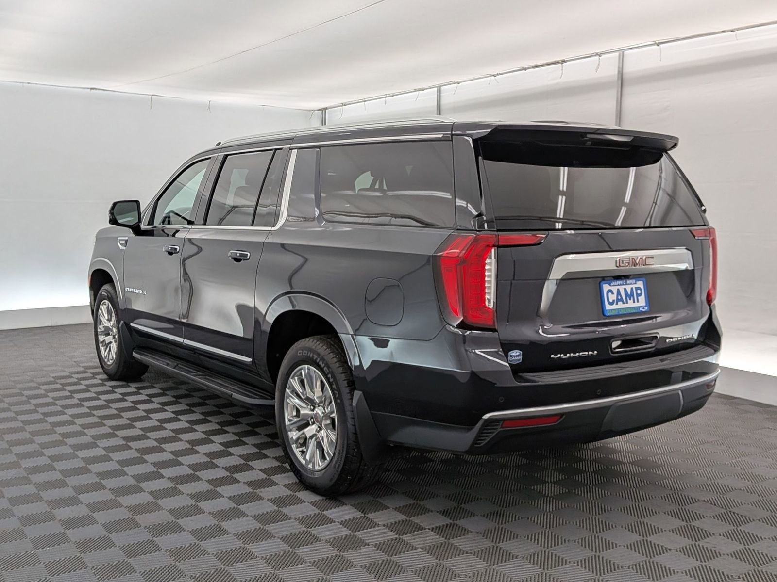Thumbnail: 2024 GMC Yukon XL - 4