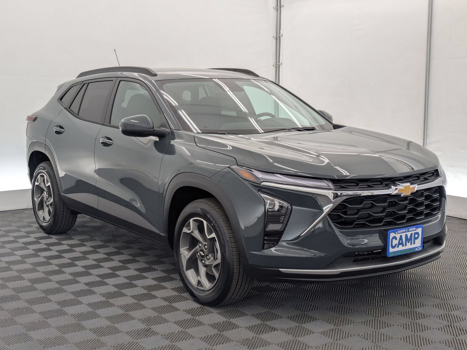 Thumbnail: 2026 Chevrolet Trax - 8