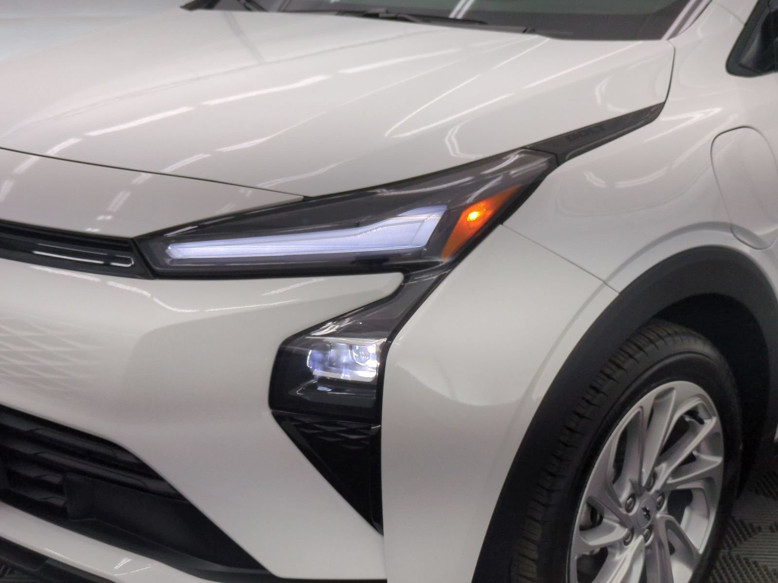 2027 Chevrolet Bolt LT - Photo 10