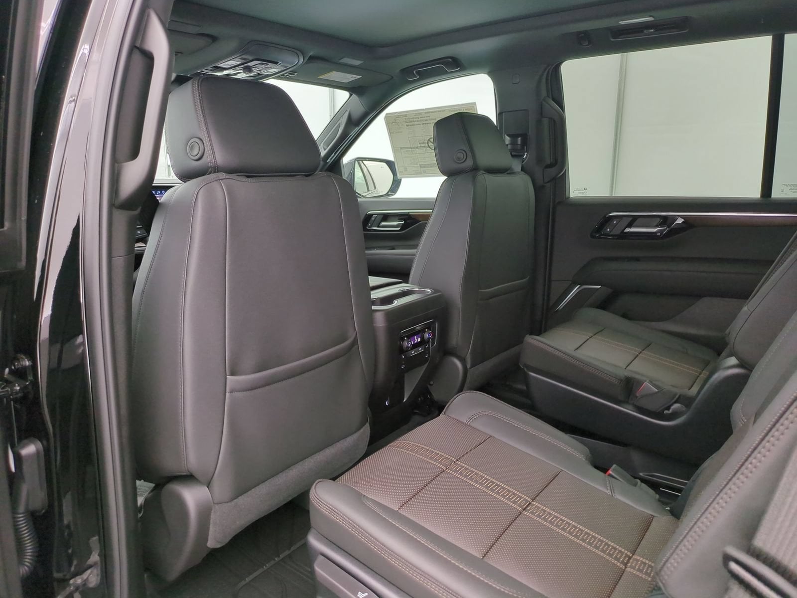 2026 Chevrolet Tahoe High Country - Photo 17