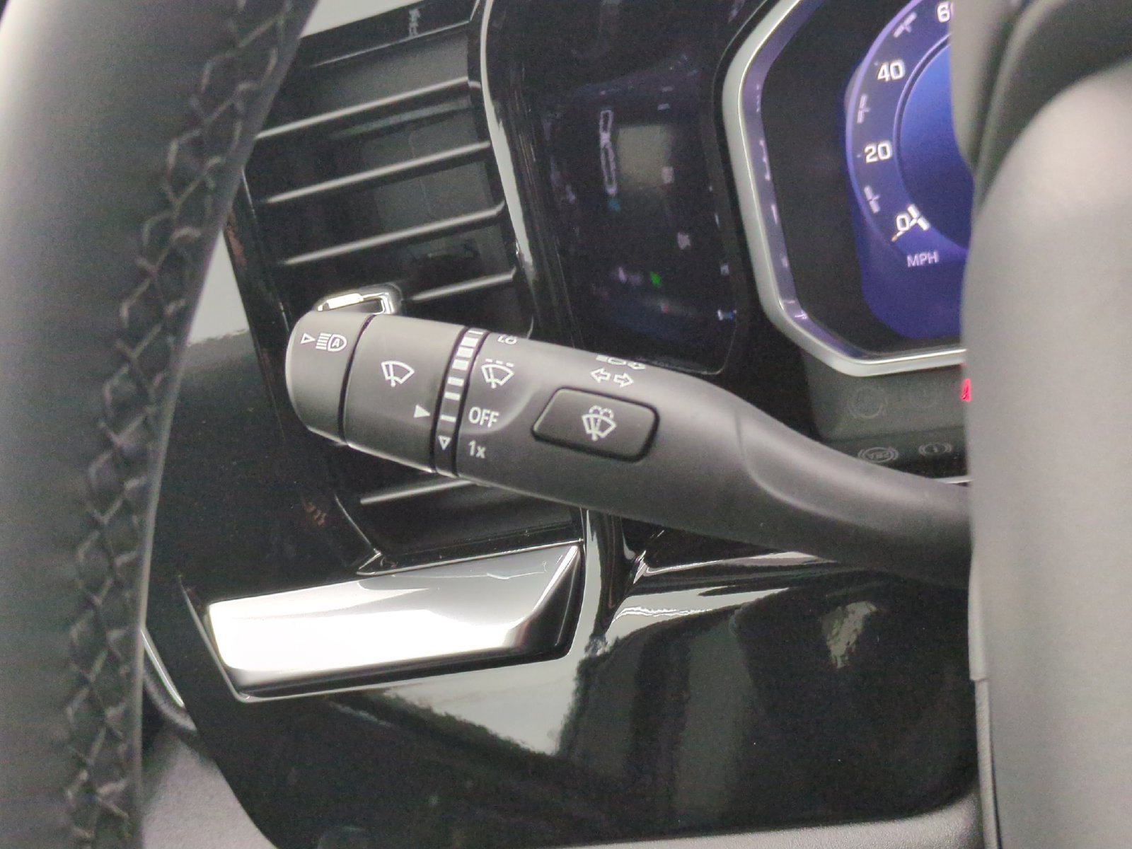 2026 Chevrolet Silverado 1500 LT - Photo 23