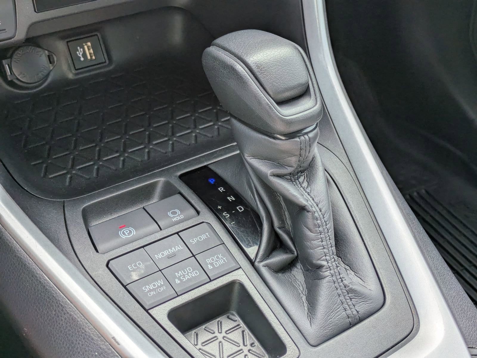 Thumbnail: 2024 Toyota RAV4 - 30