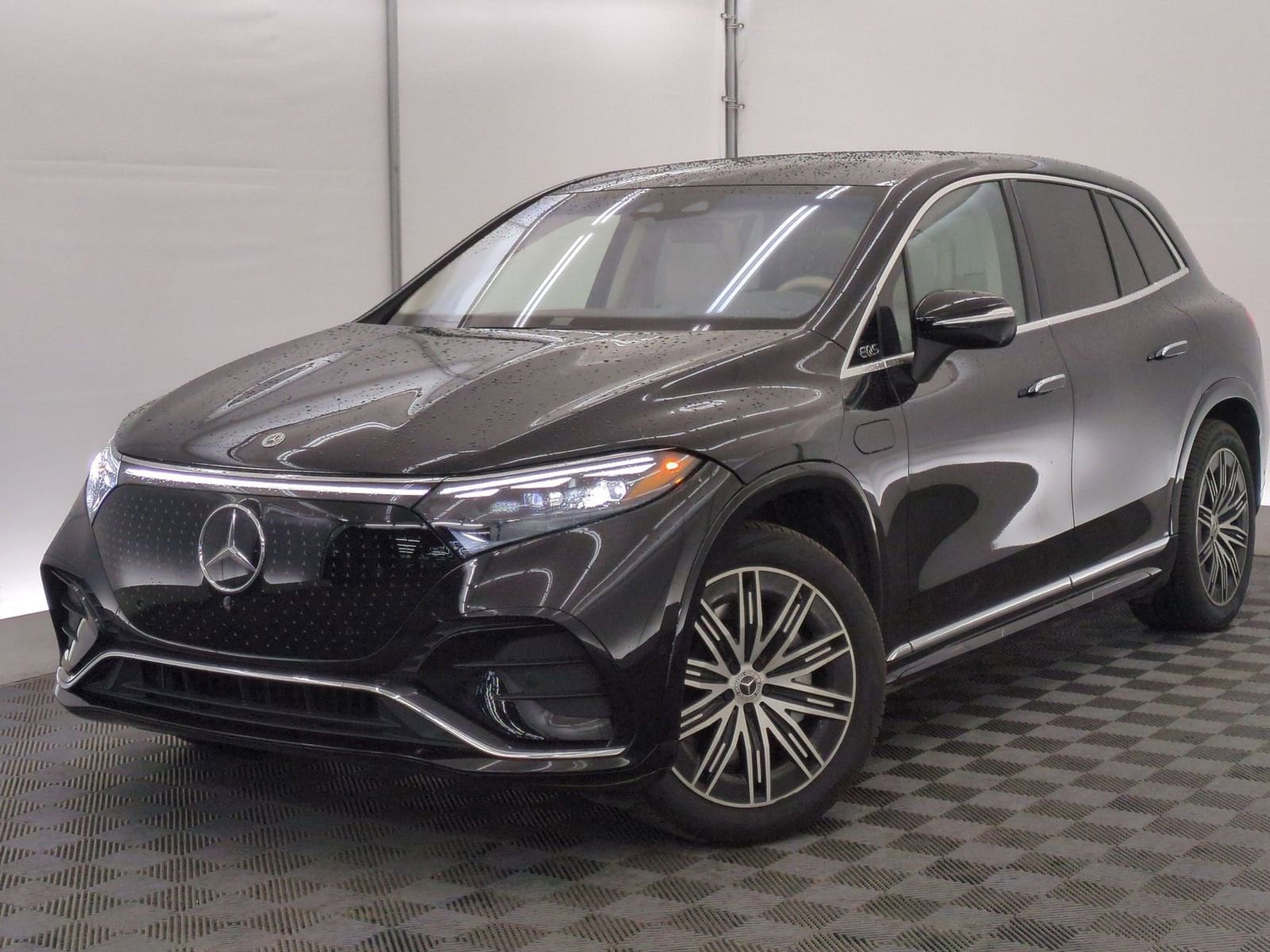 2023 Mercedes-Benz EQS SUV