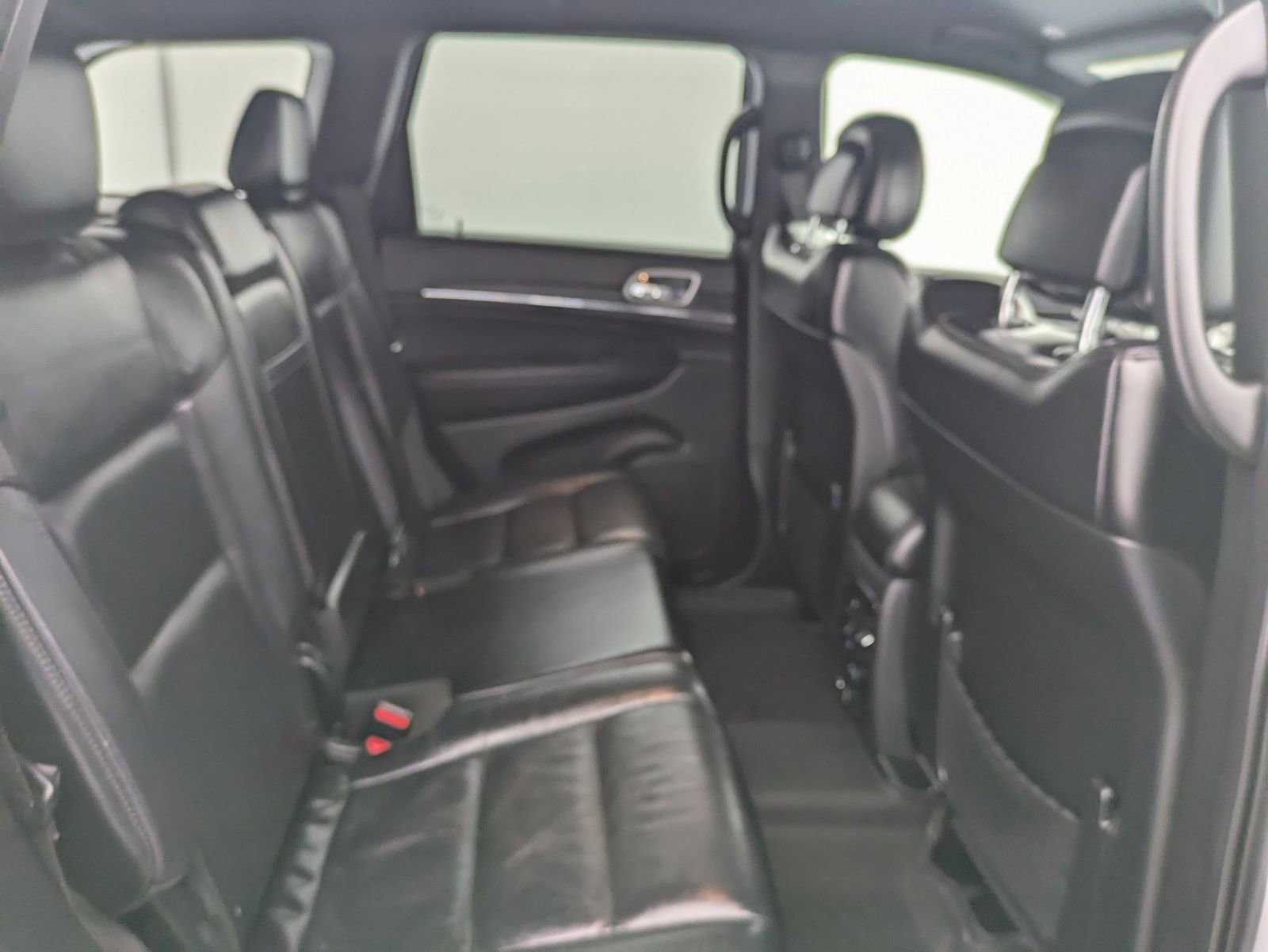 Thumbnail: 2019 Jeep Grand Cherokee - 21