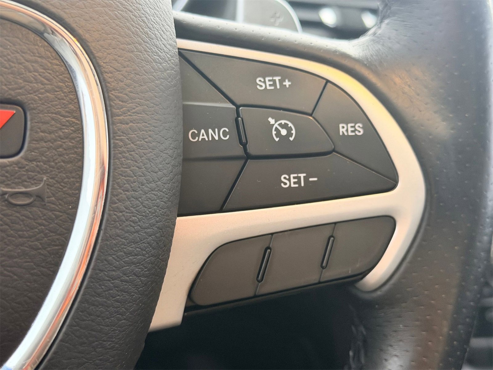 Thumbnail: 2016 Dodge Durango - 25