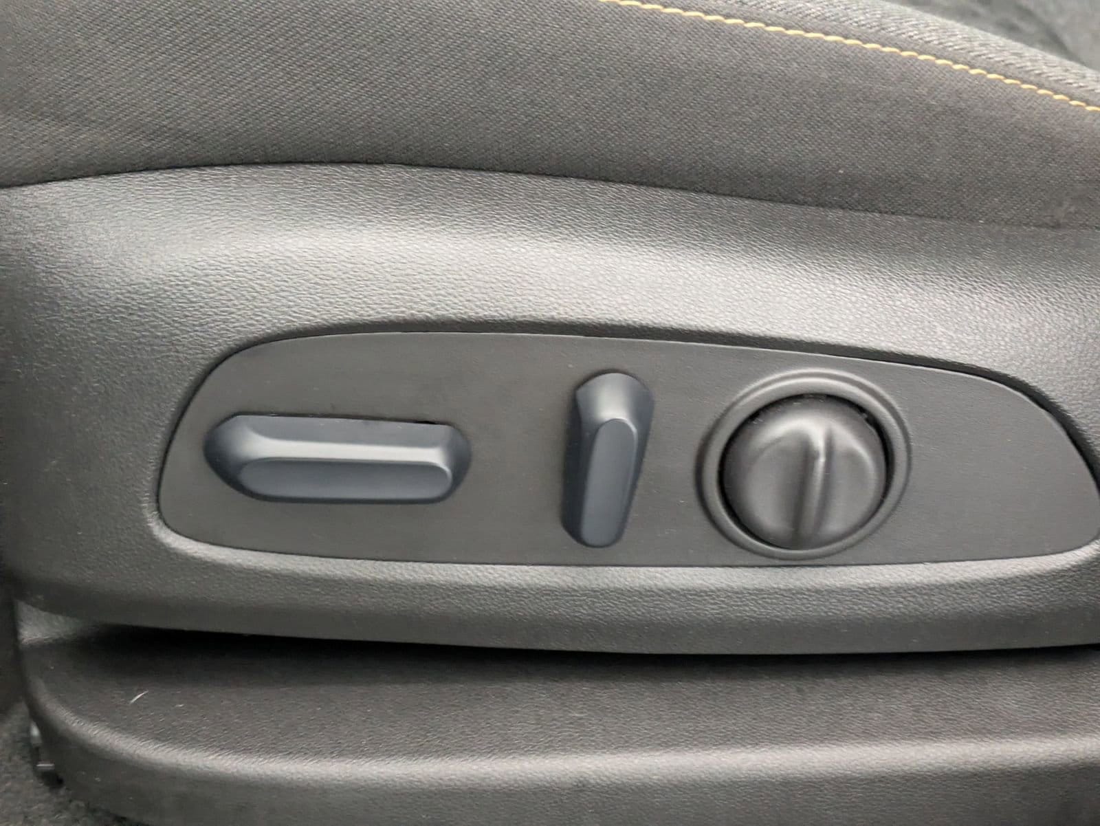 Thumbnail: 2024 Chevrolet Equinox - 18
