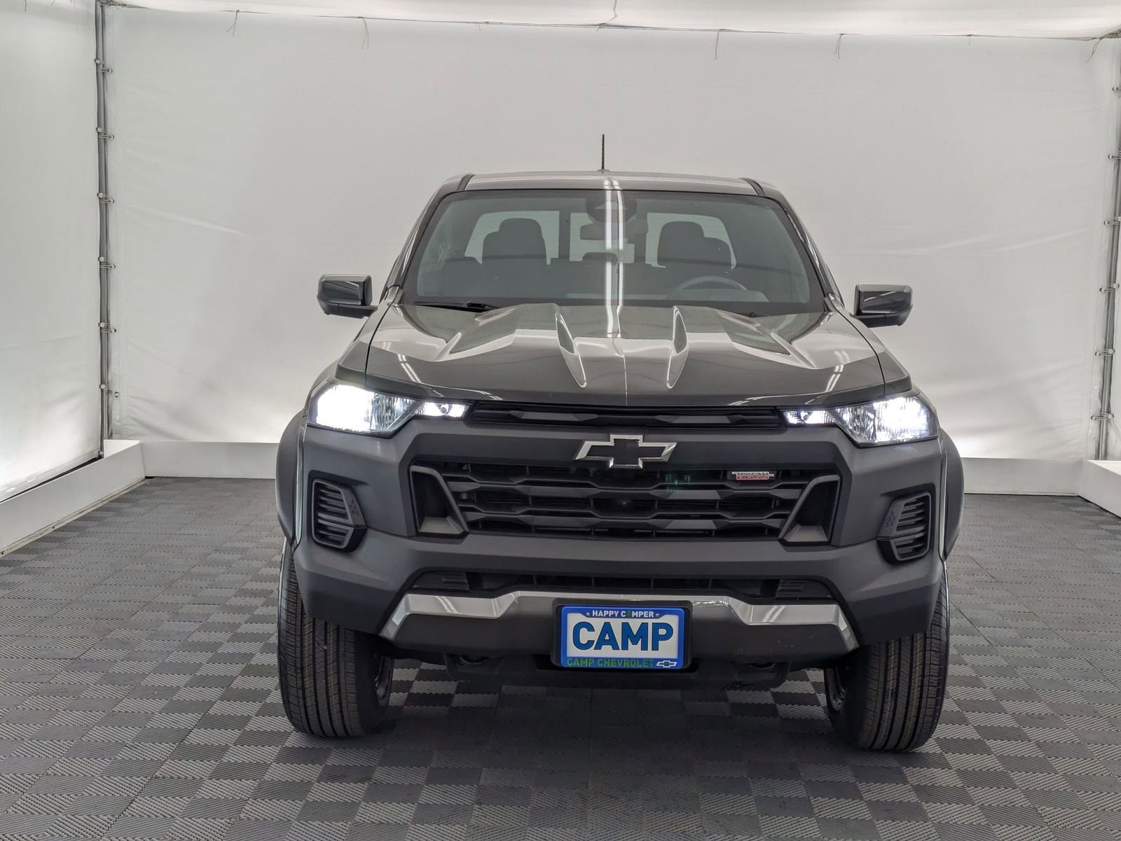 Thumbnail: 2023 Chevrolet Colorado - 8