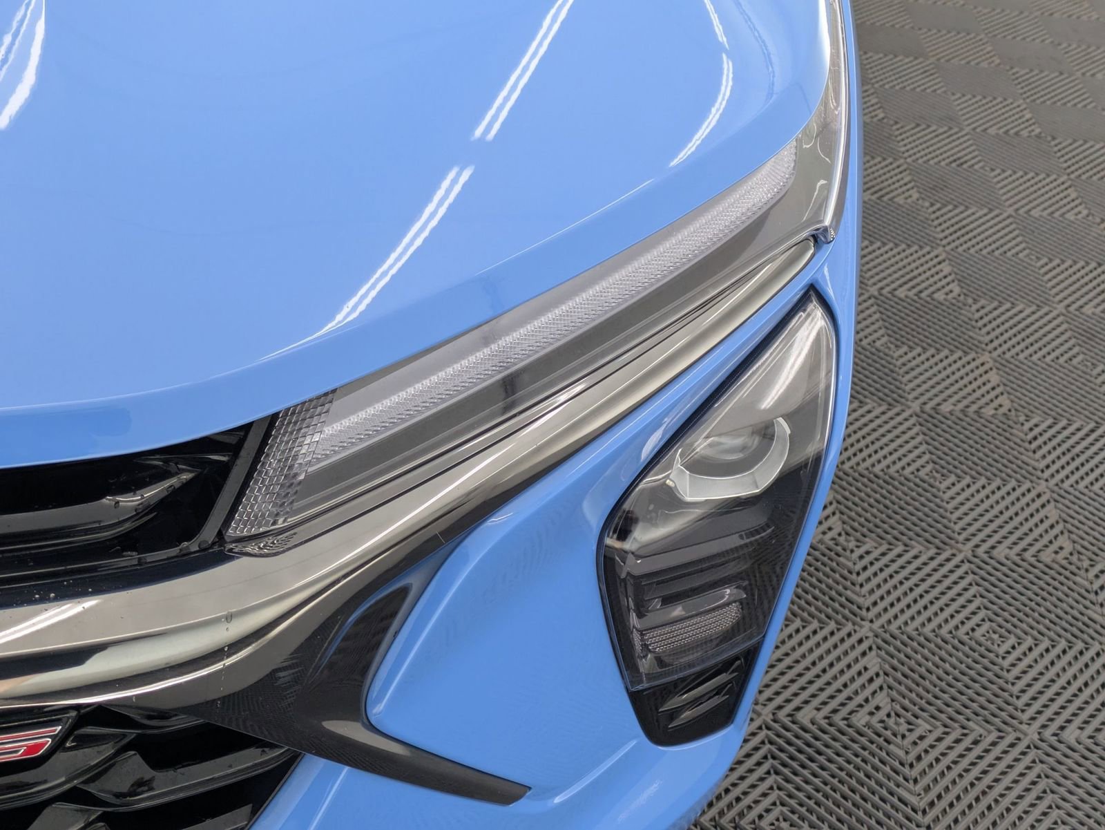 Thumbnail: 2024 Chevrolet Trax - 10