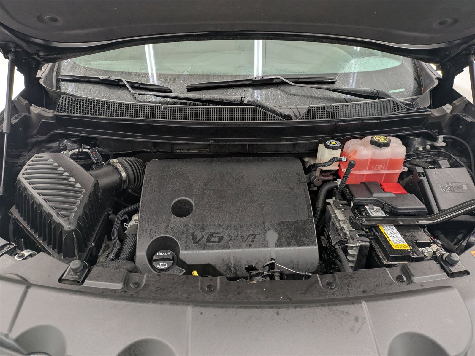 Thumbnail: 2023 Chevrolet Traverse - 15