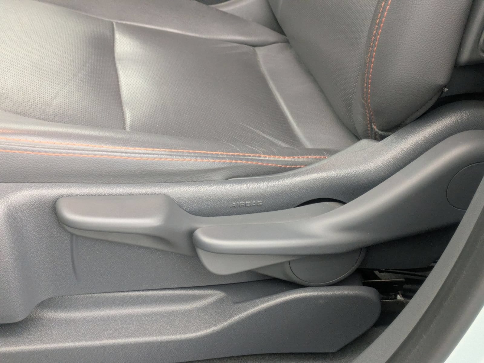 Thumbnail: 2019 Chevrolet Bolt EV - 17