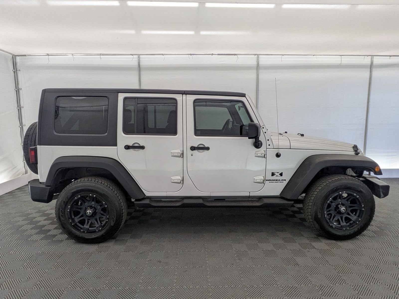 Thumbnail: 2009 Jeep Wrangler - 7