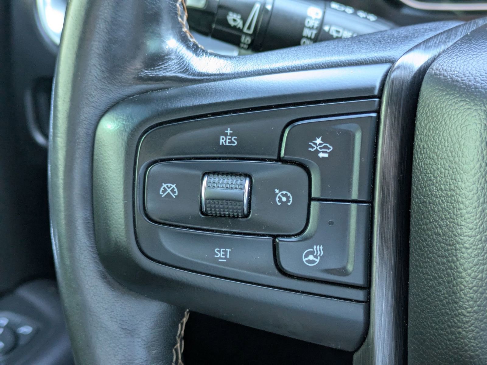 Thumbnail: 2021 GMC Yukon - 25