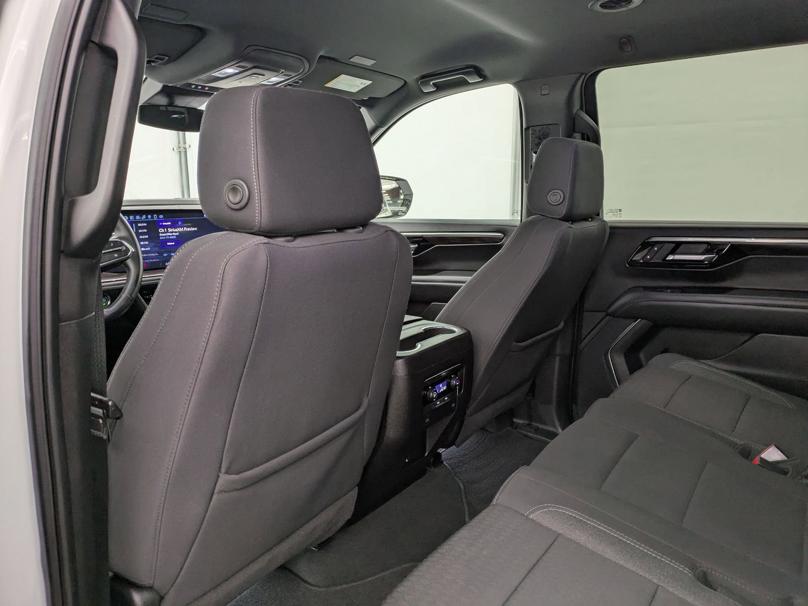 Thumbnail: 2025 Chevrolet Suburban - 16