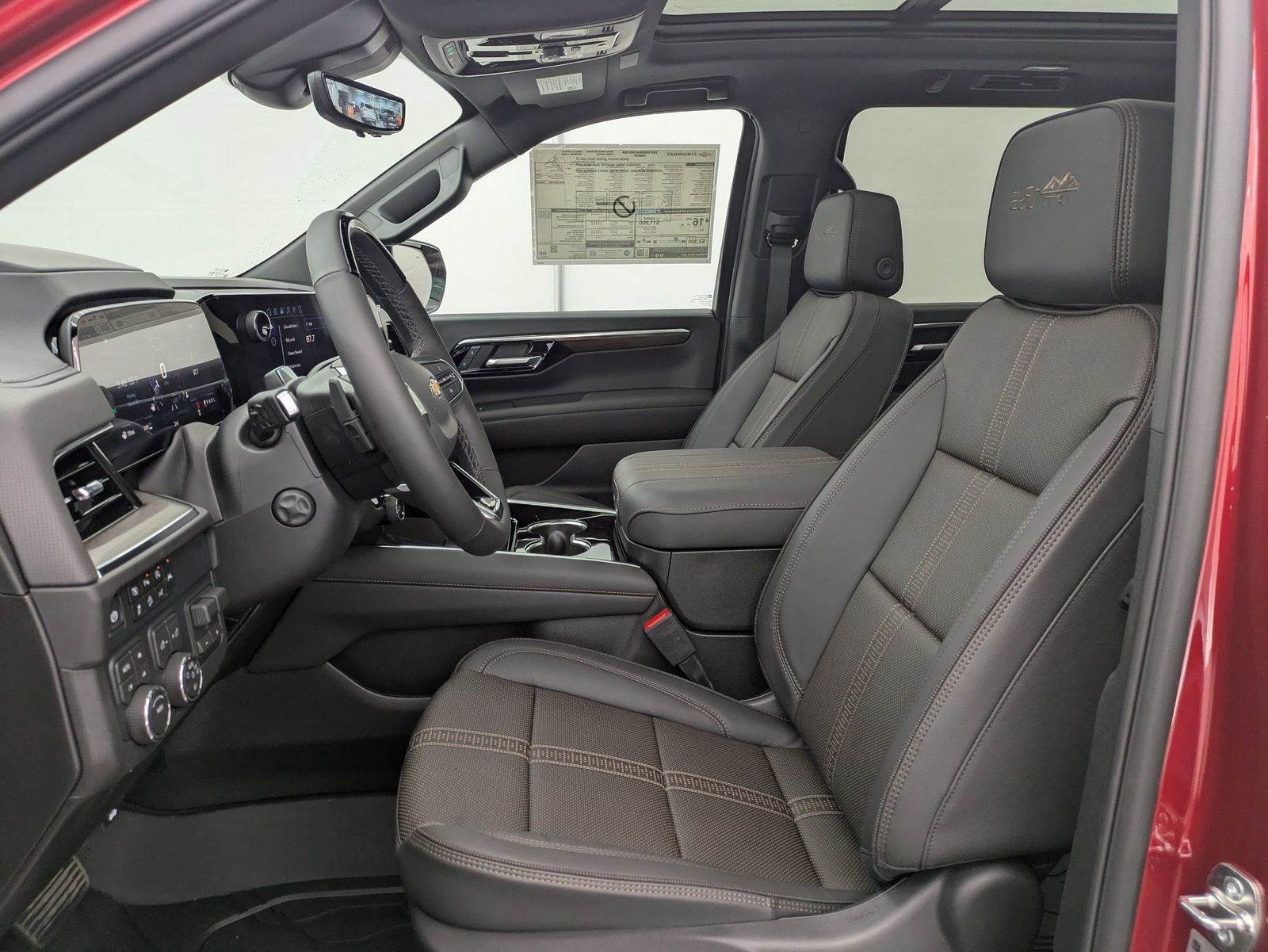 Thumbnail: 2026 Chevrolet Suburban - 17