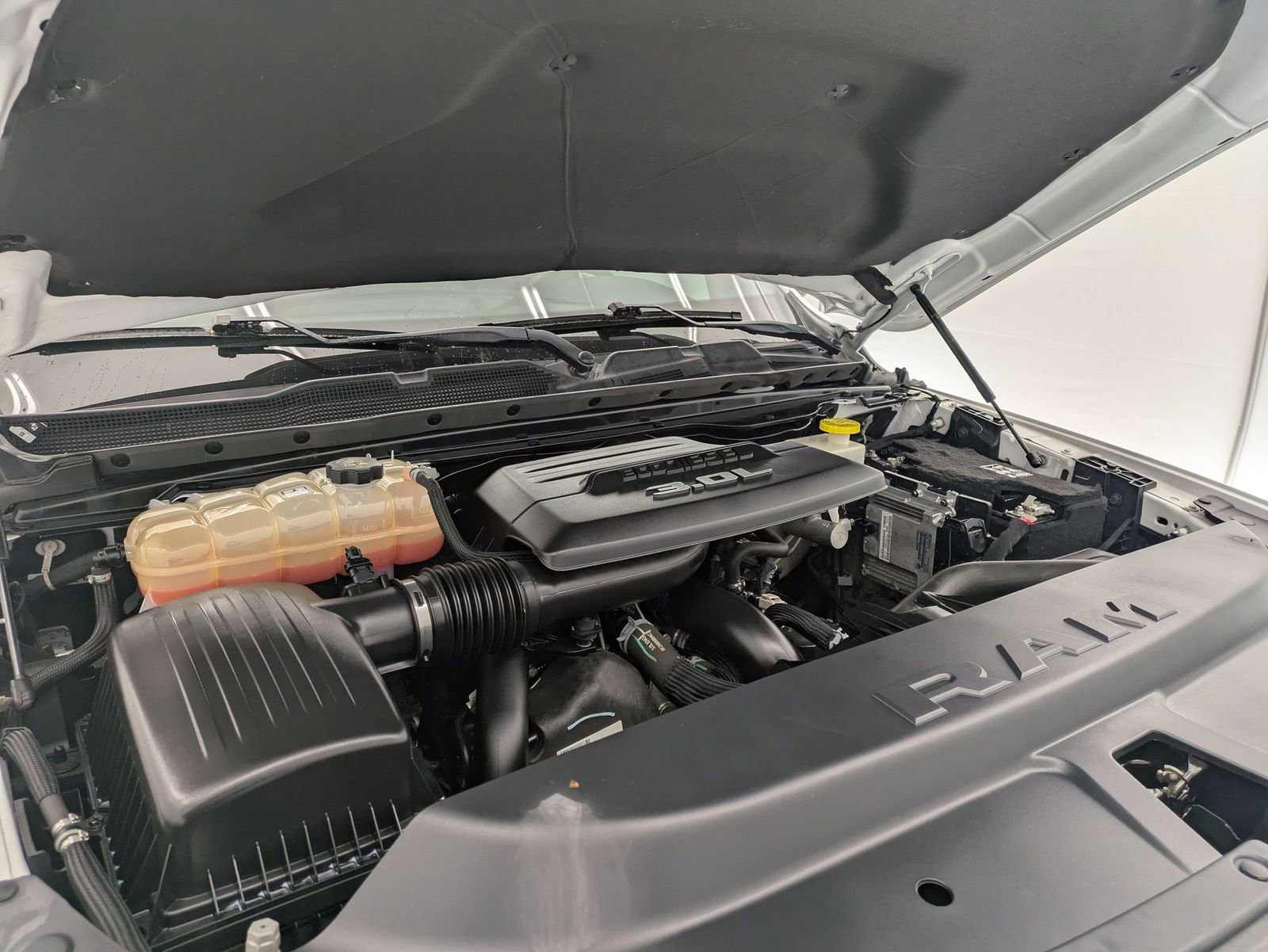 Thumbnail: 2021 RAM 1500 - 17