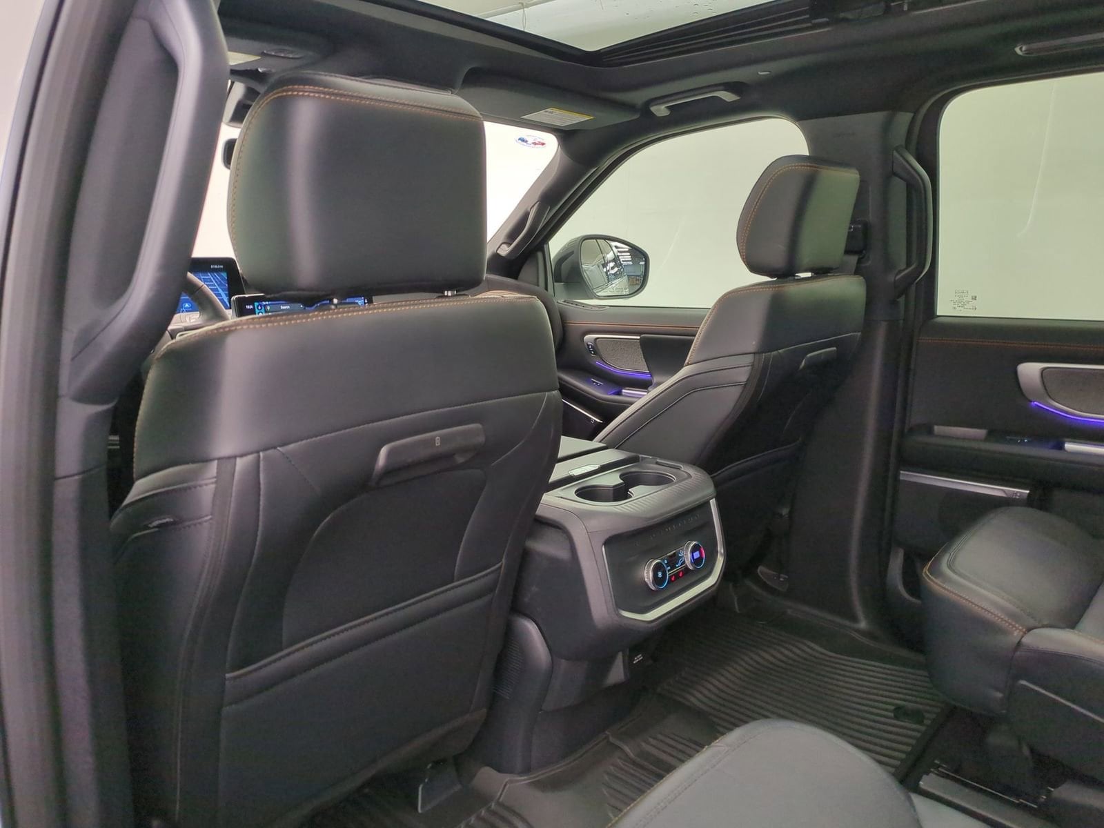 Thumbnail: 2025 Ford Expedition - 16