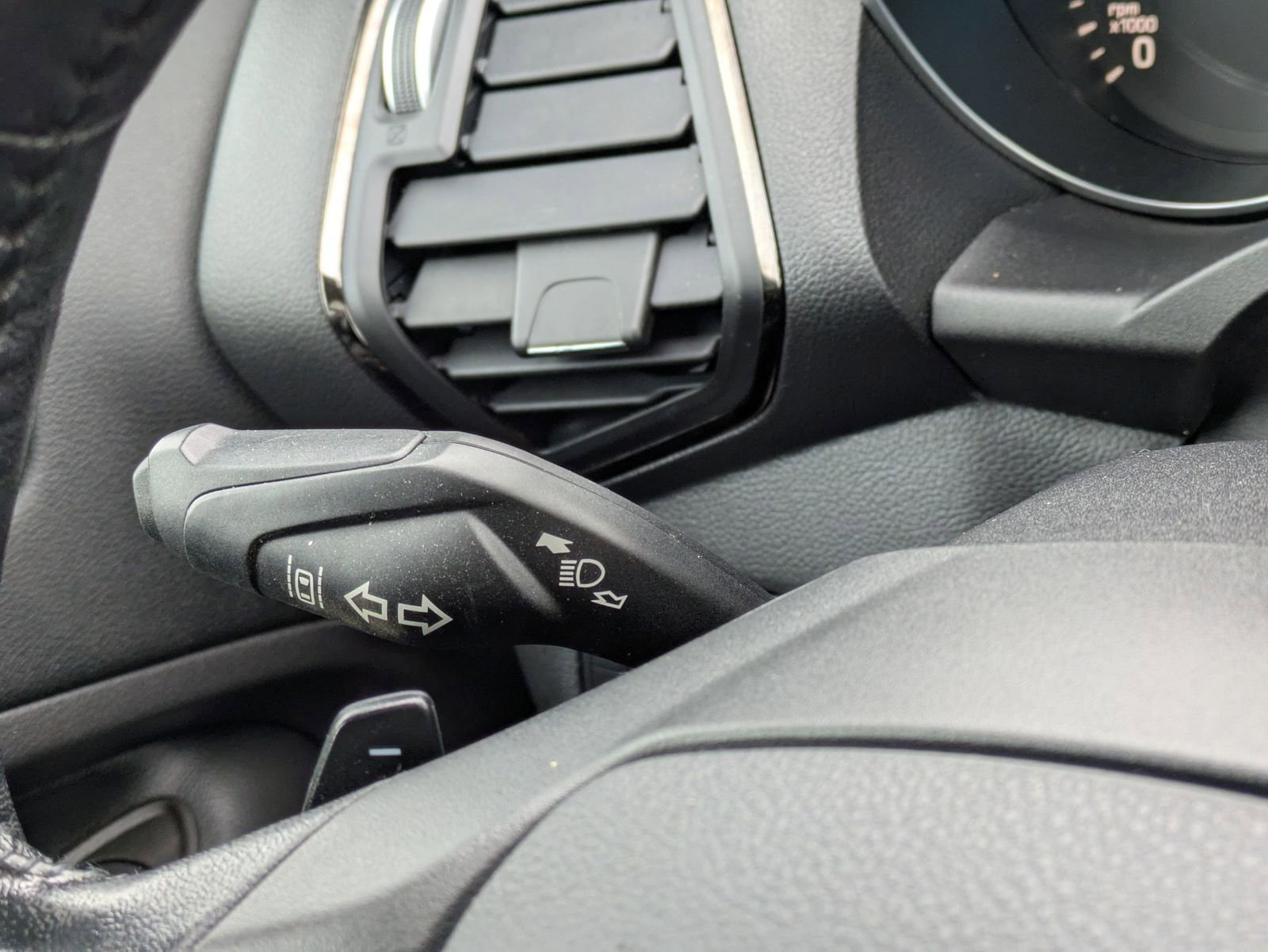 Thumbnail: 2018 Ford Escape - 28