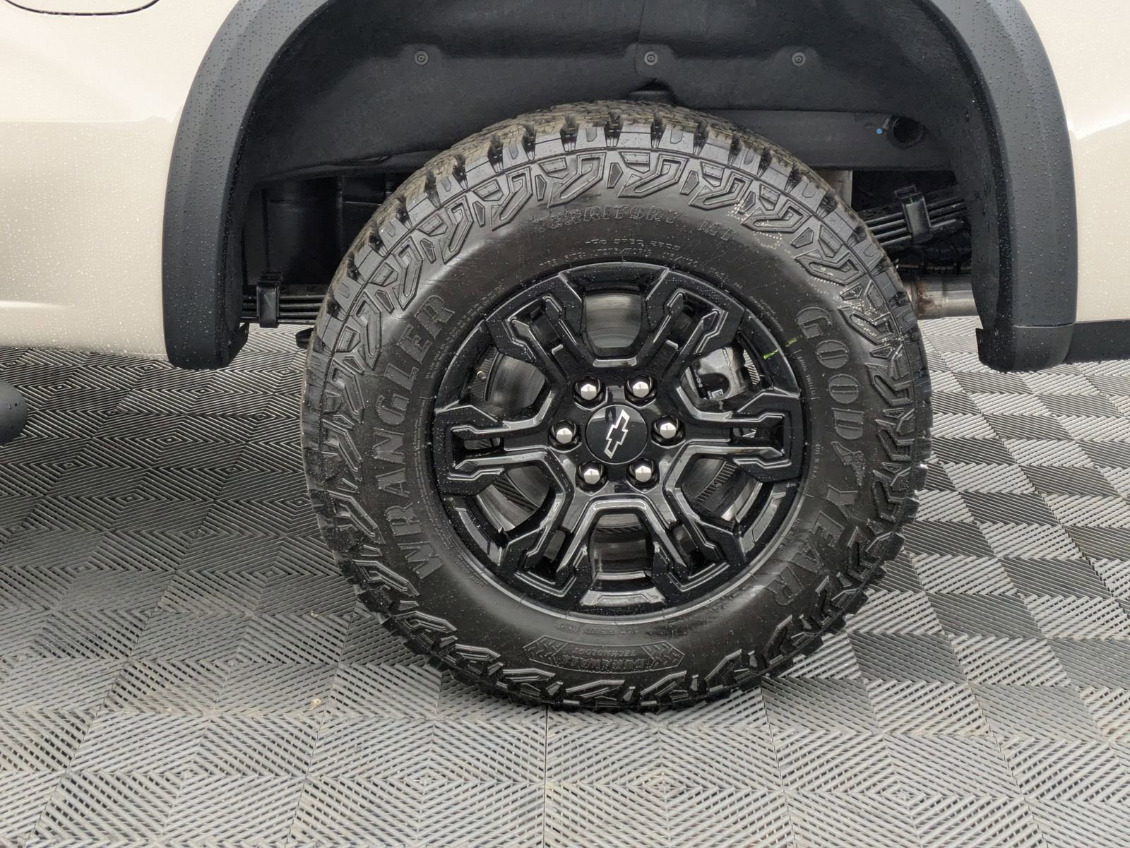 Thumbnail: 2026 Chevrolet Silverado 1500 - 16